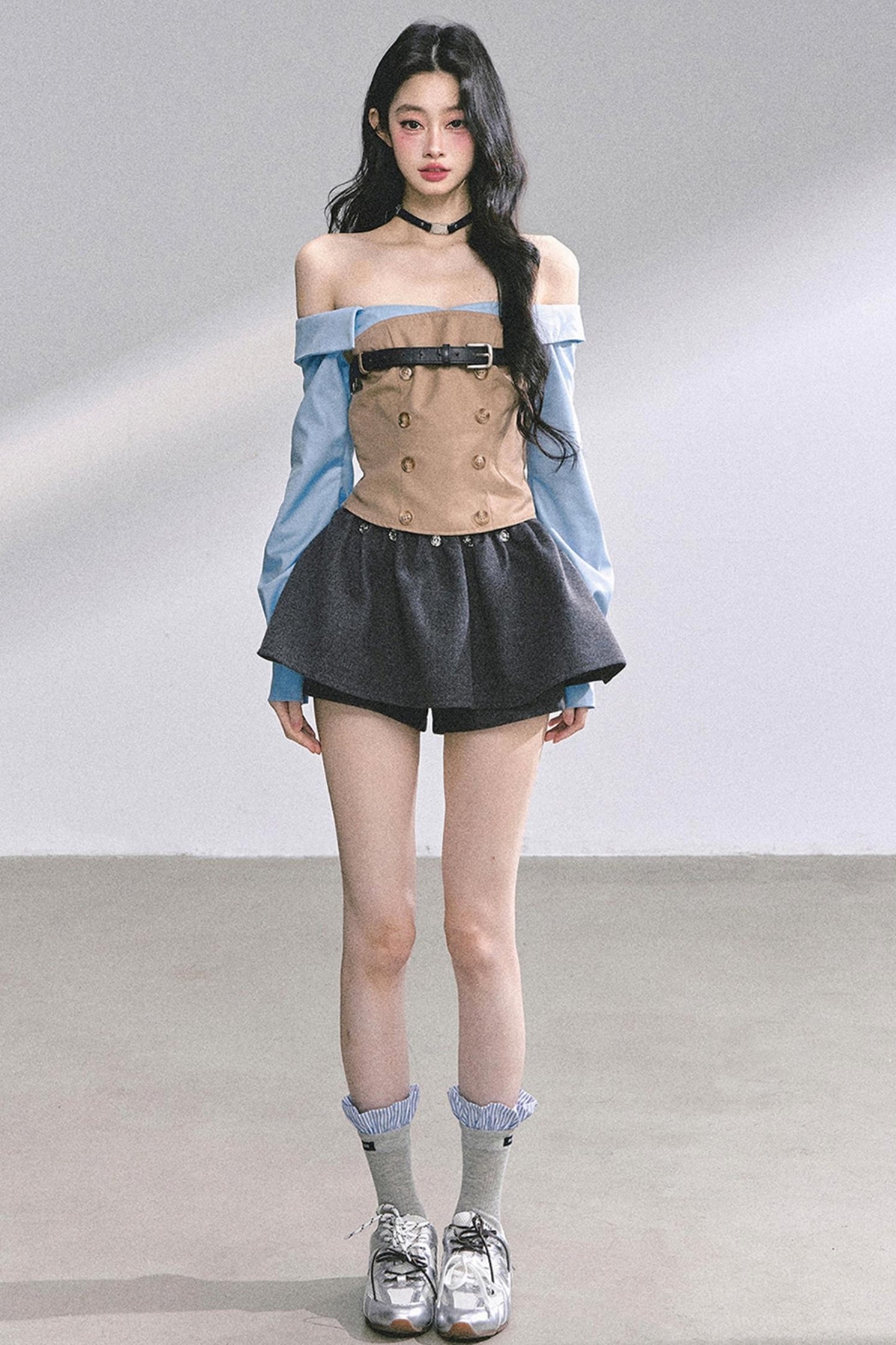 Wide Shoulder Crop Full Sleeve Top