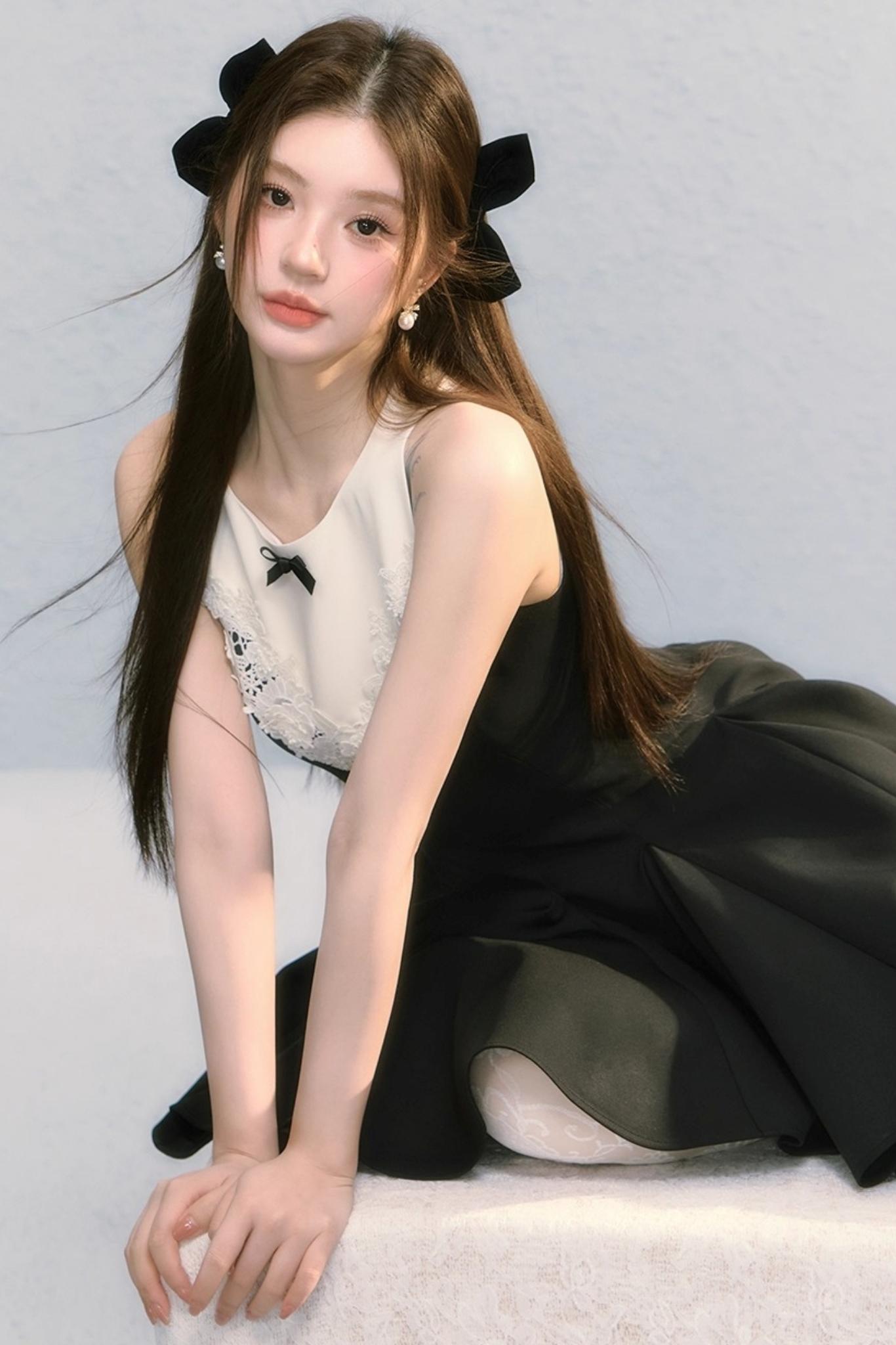 Golden V-Shaped Black Dress