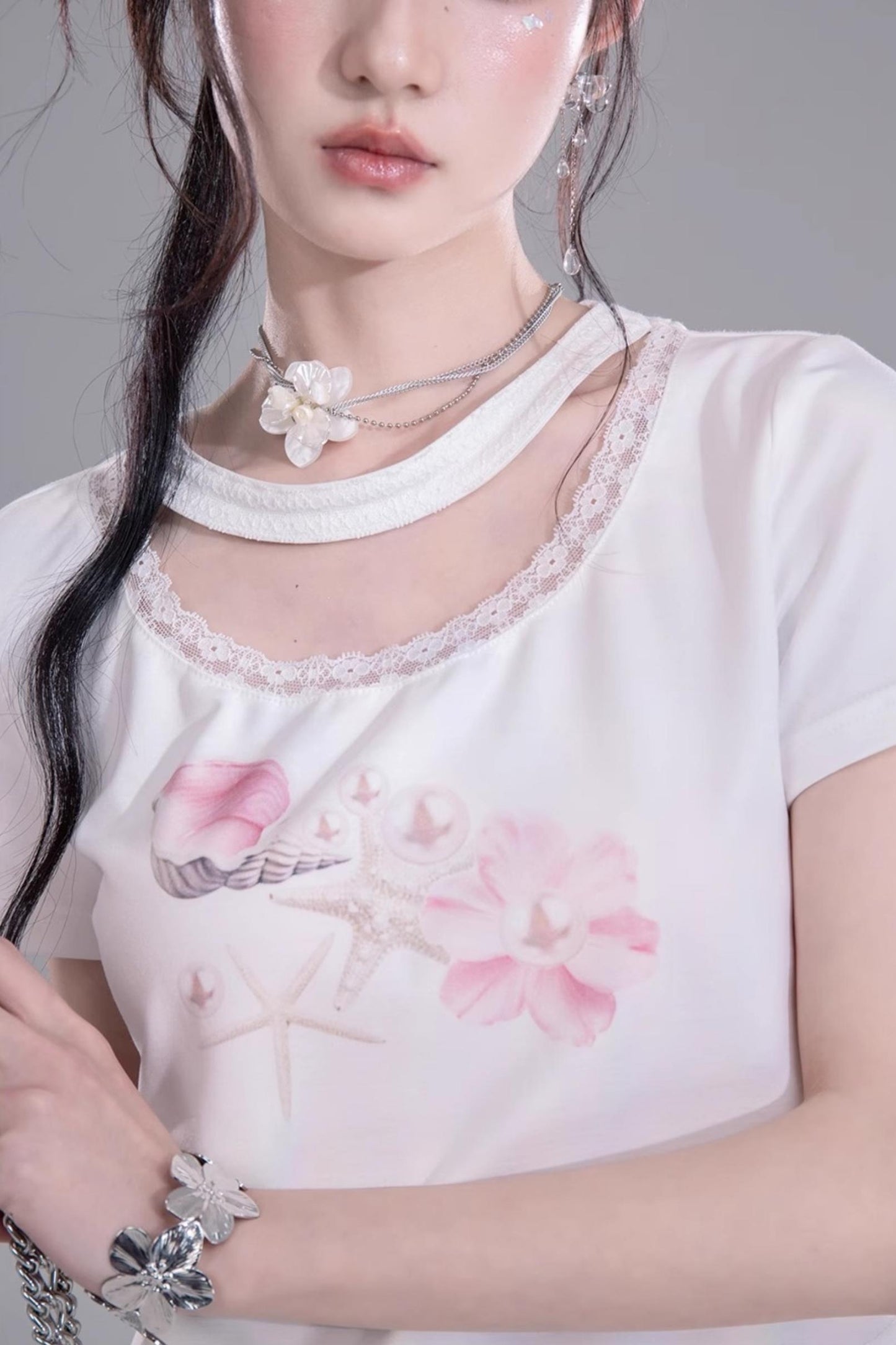 Oceanic Round Neck Tee