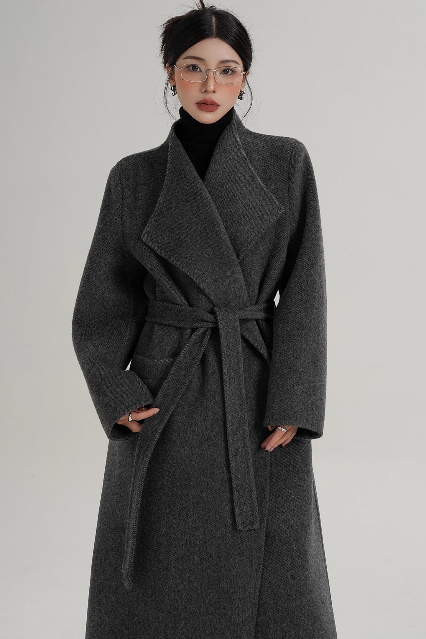 Elegant Wool Bathrobe Coat