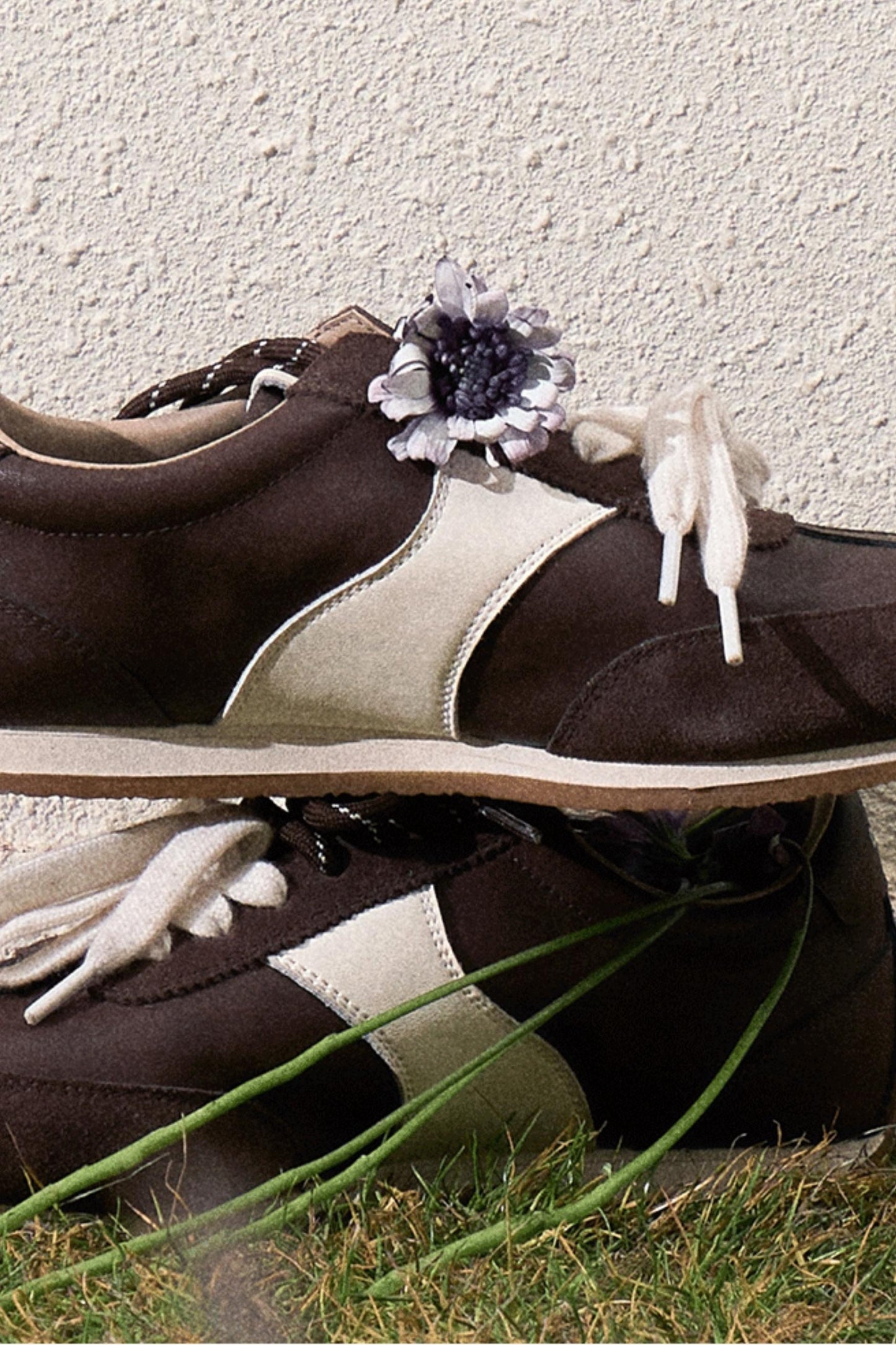 Relaxed Outdoor Soft Sole Sneakers