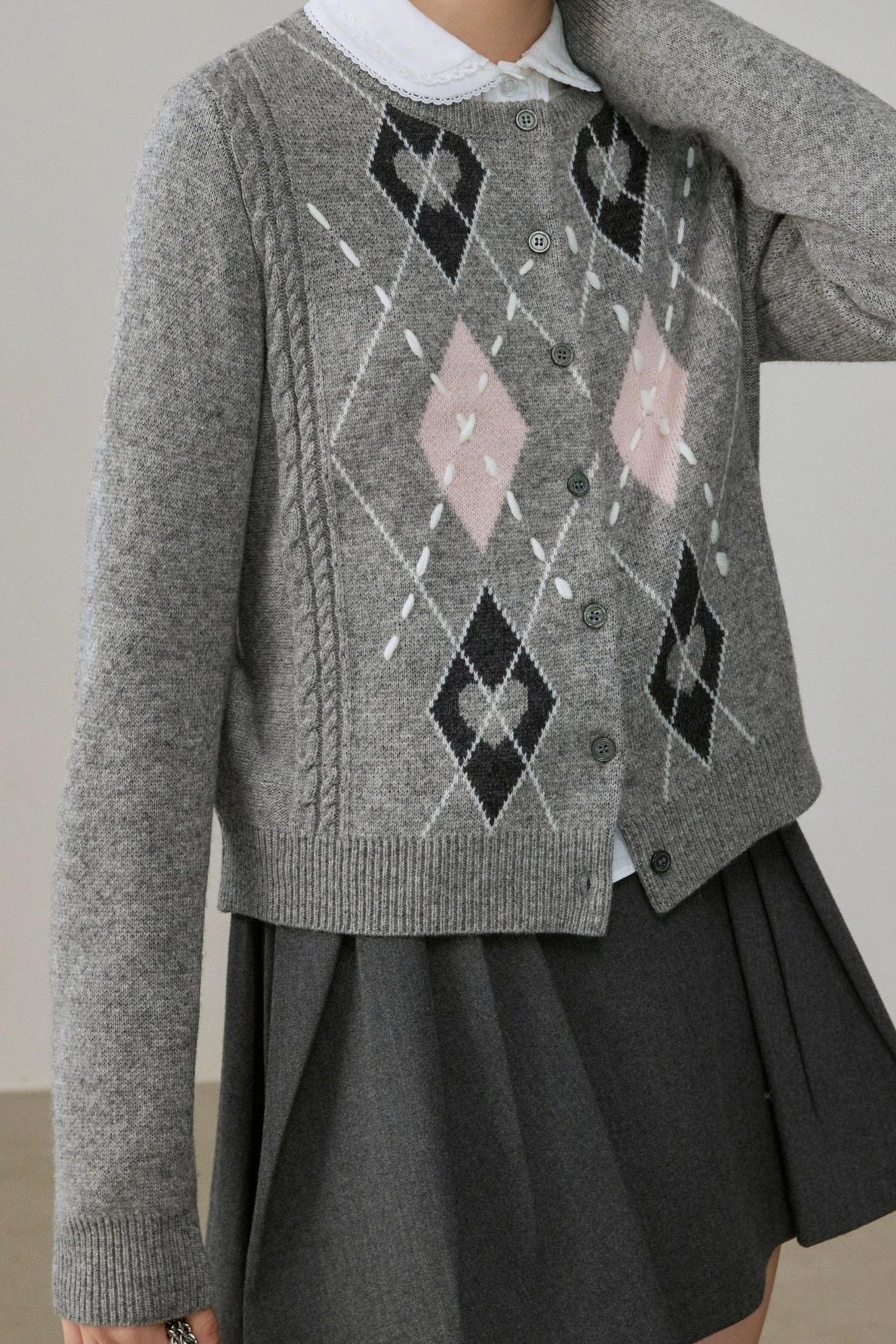 Diamond Plaid Contrasting Wool Sweater