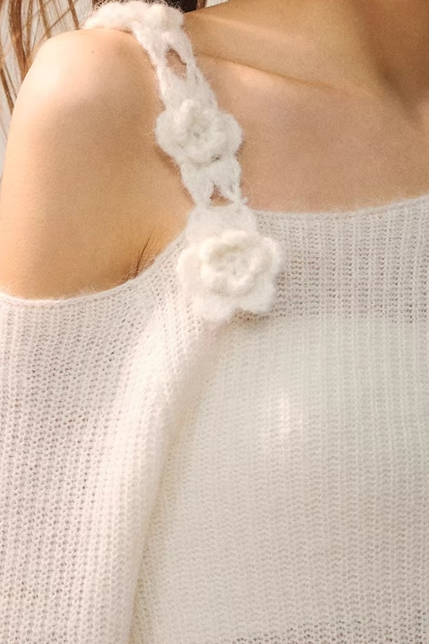 위빙 라임 플로럴 니트 블라우스