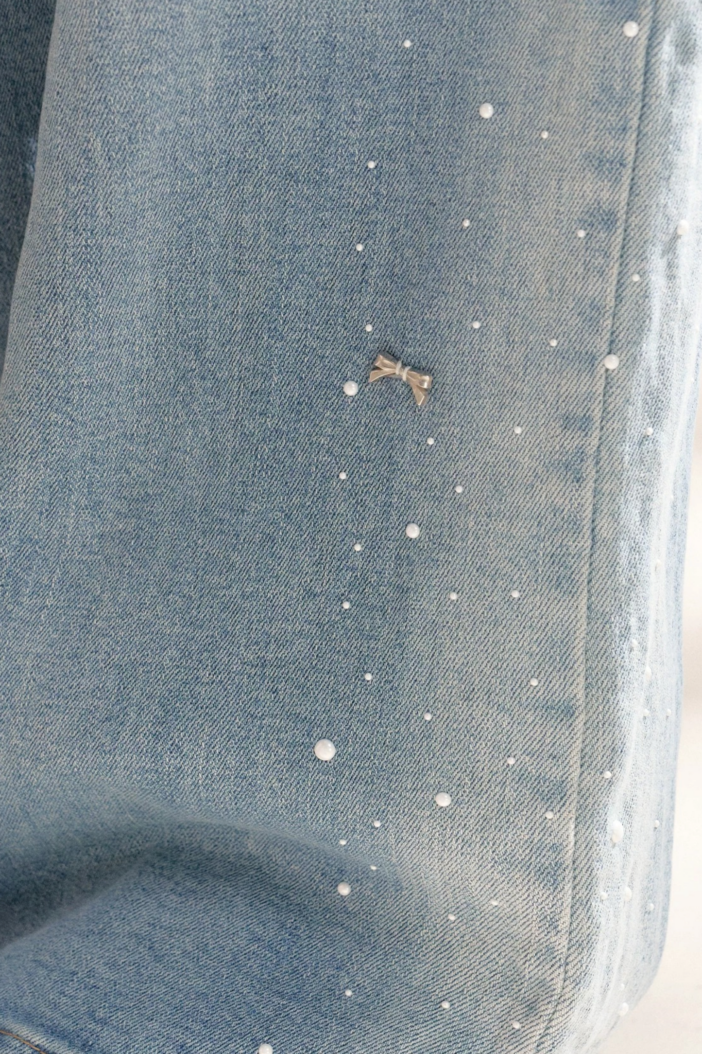 Pearl-Embellished Bow Jeans