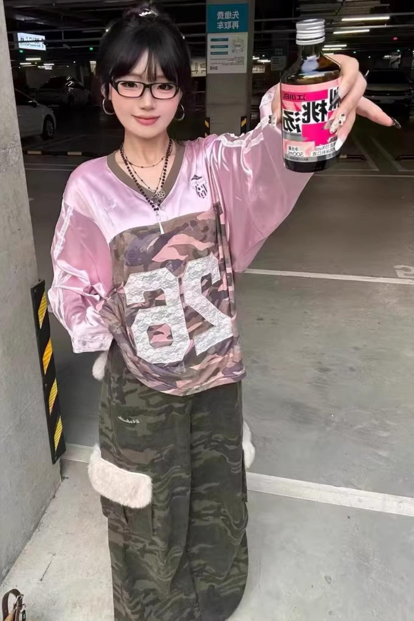 Retro-Cargohose mit Tarnmuster