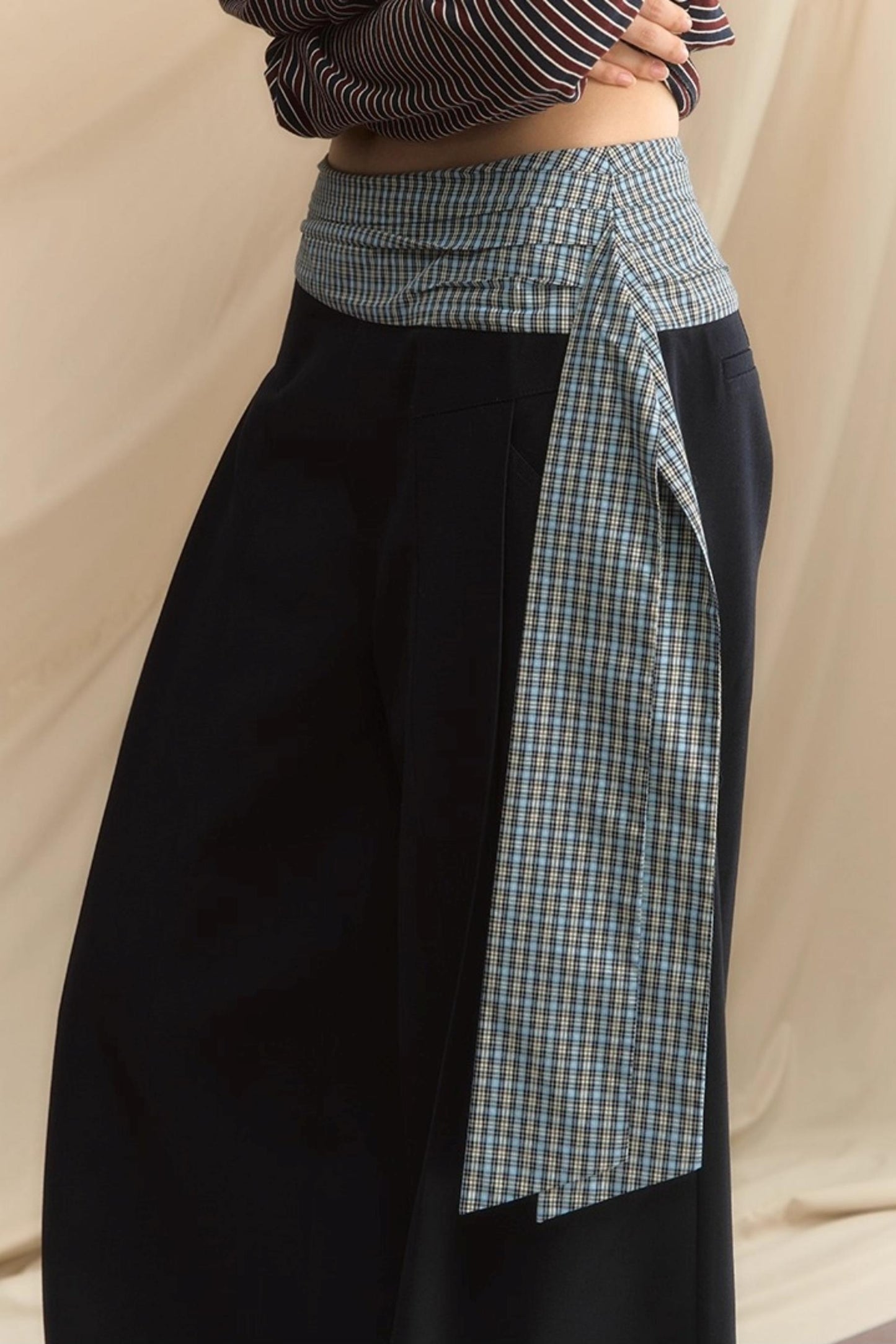 Pleats Gray Trousers