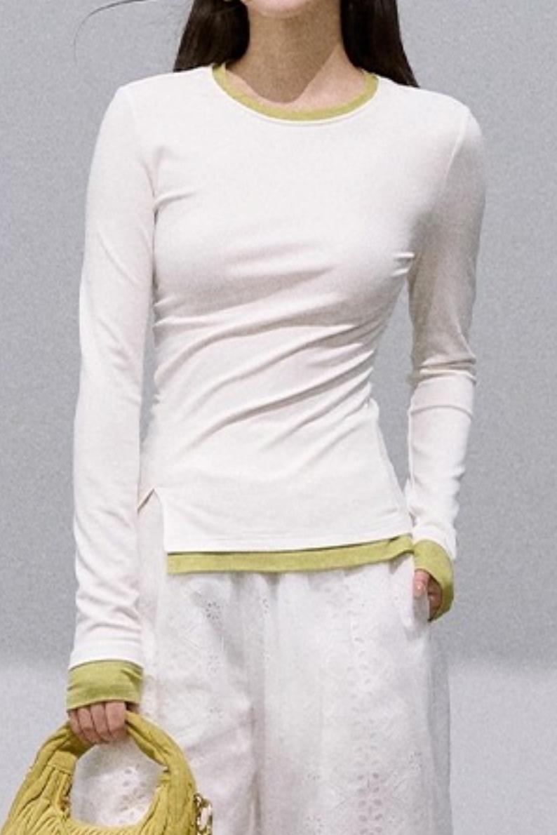 Slim Wool Knit Long Sleeved Top