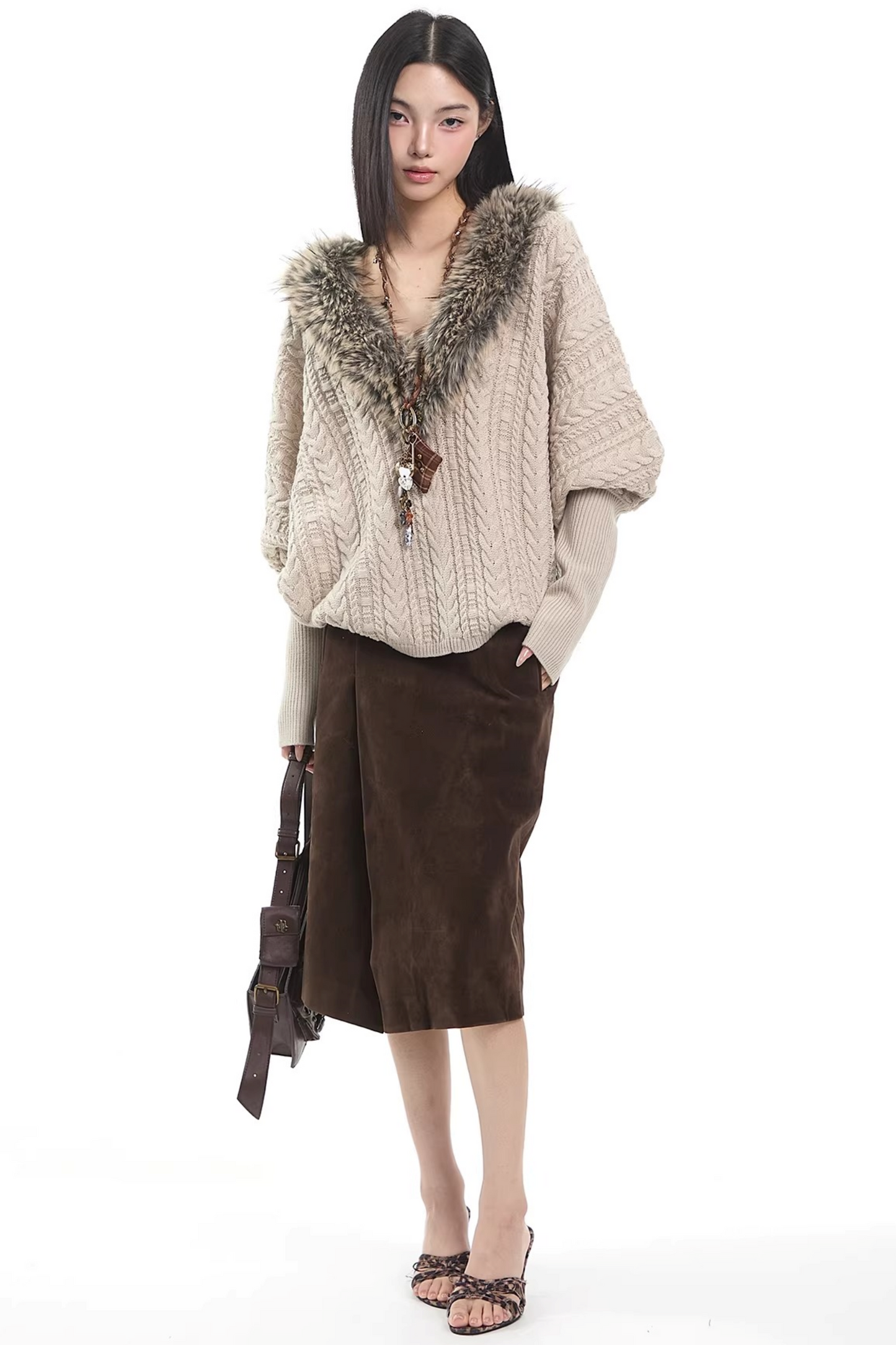 V-Neck Cable Knit Fur Collar Sweater