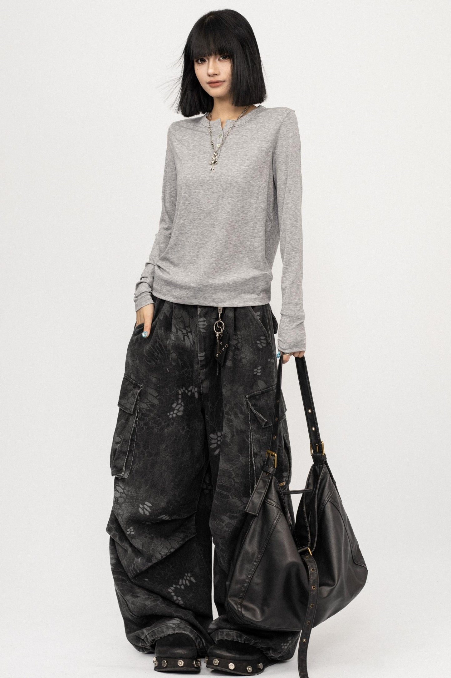 Autumn Black Shoulder Slim T-shirt