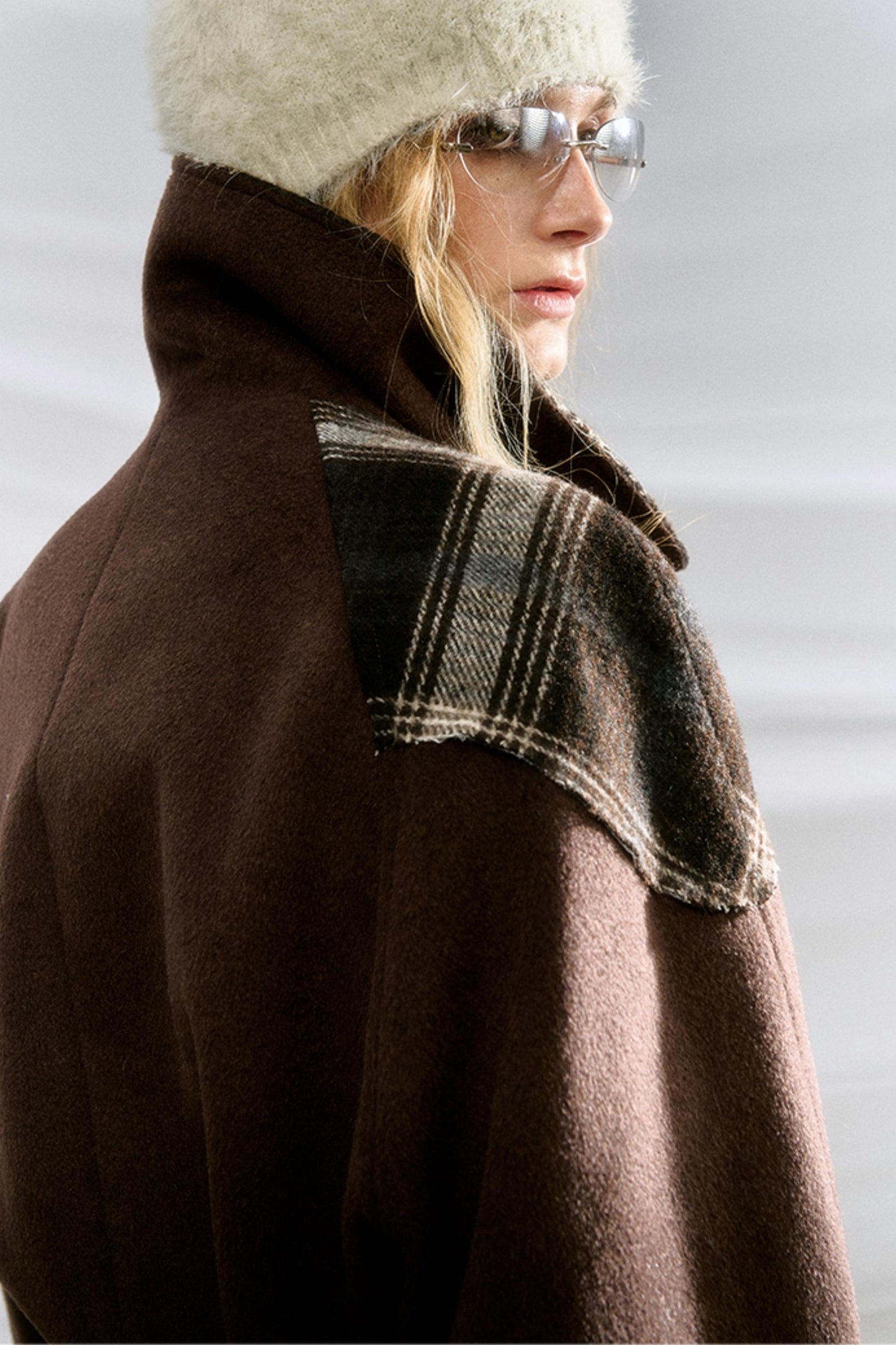 오버사이즈 체크 트위드 래글런 재킷