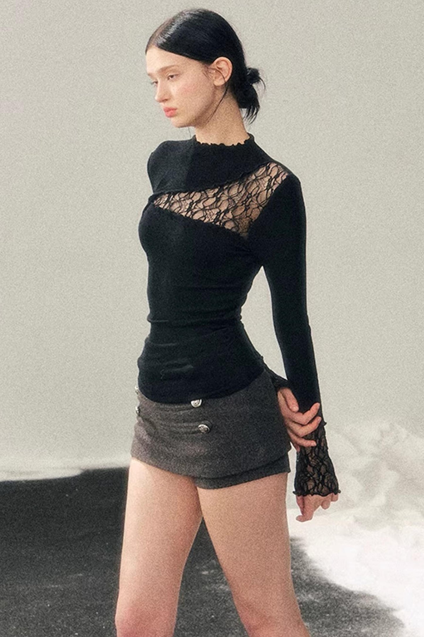 Lace Hollow-Out Slimming Top