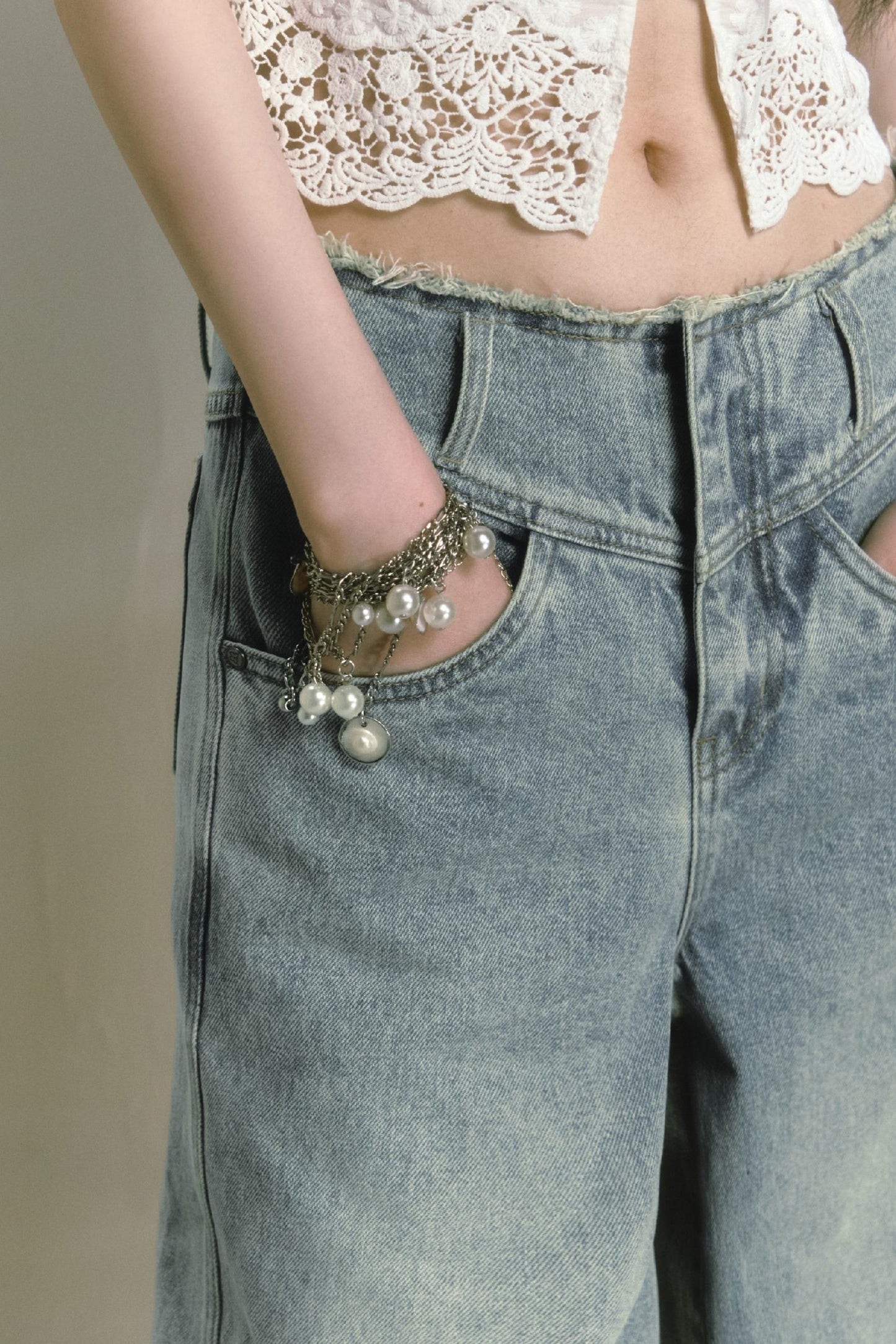 Classic Wide-Leg Jeans Pant