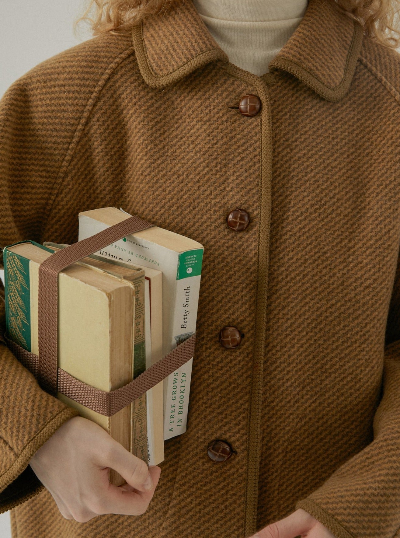 Brown edging double-sided tweed coat