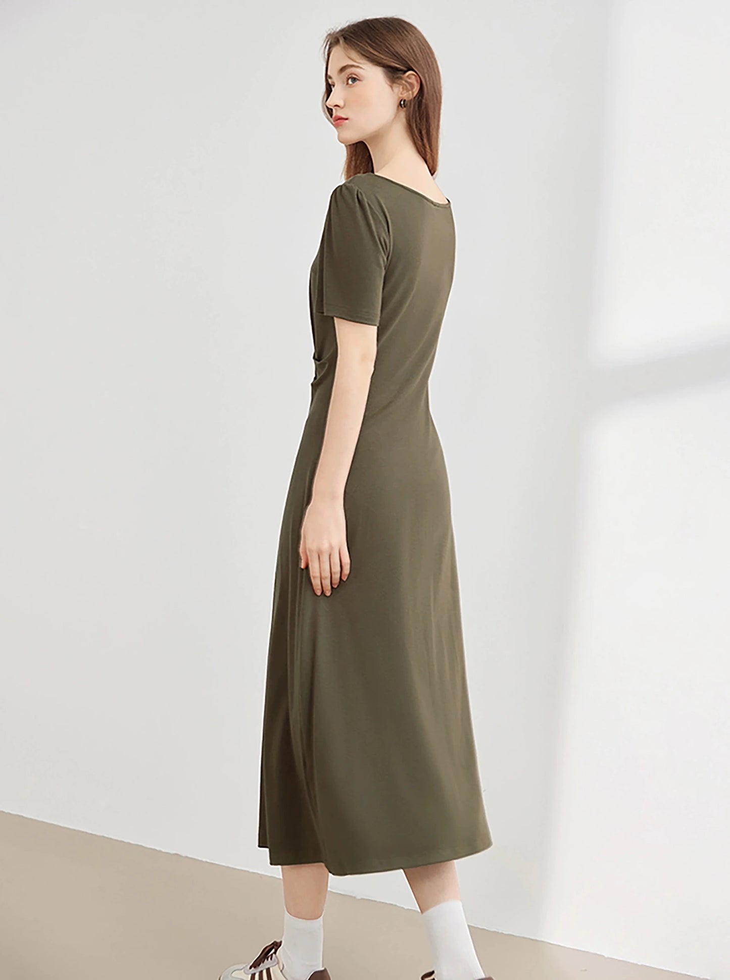 프렌치 스퀘어 넥 A라인 드레스