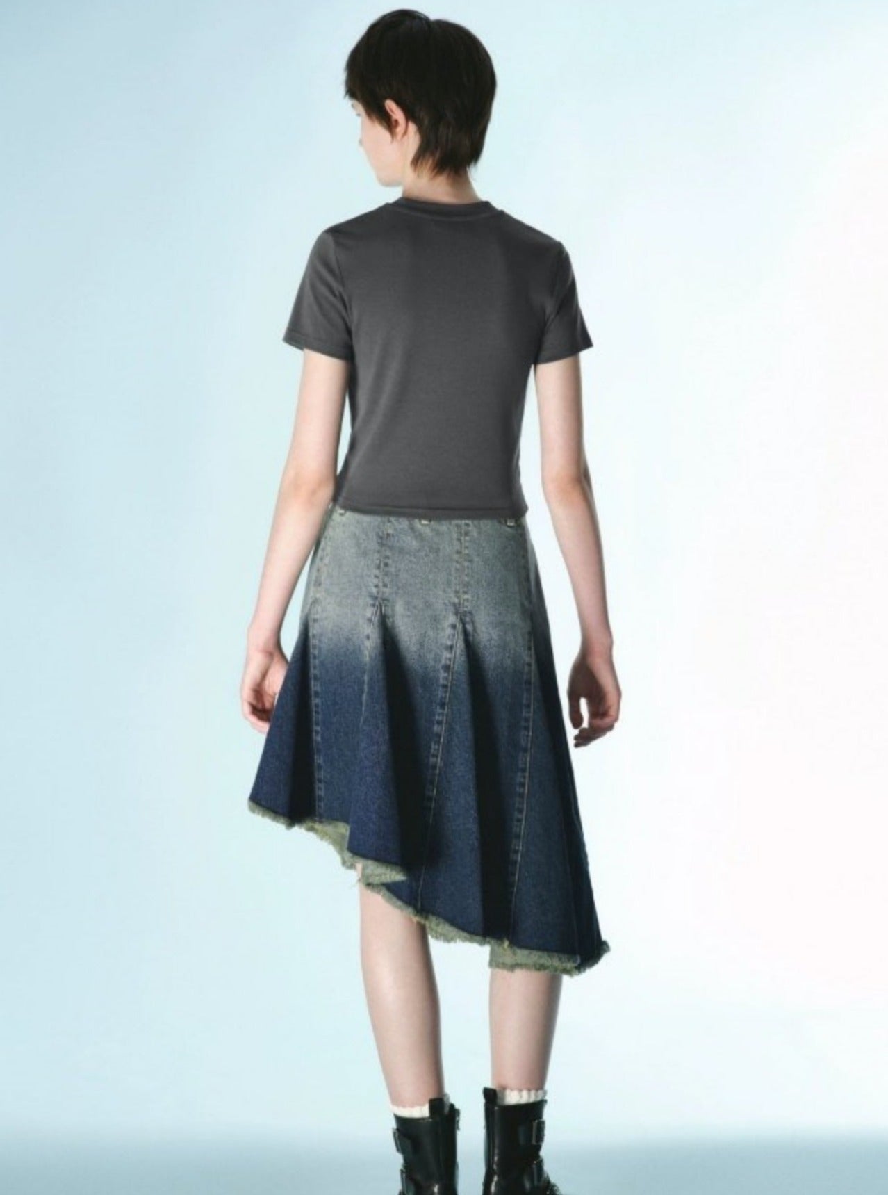 Embellished Chain Crew Neck Slim Short T-Shirt