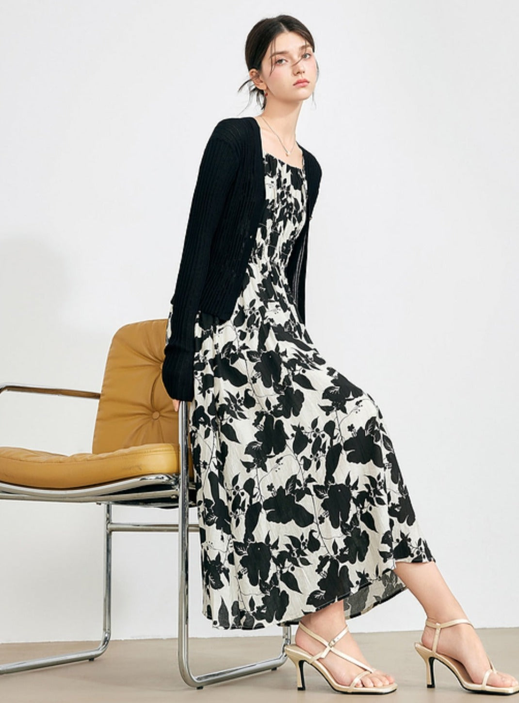 내셔널 스타일 잉크 슬립 드레스