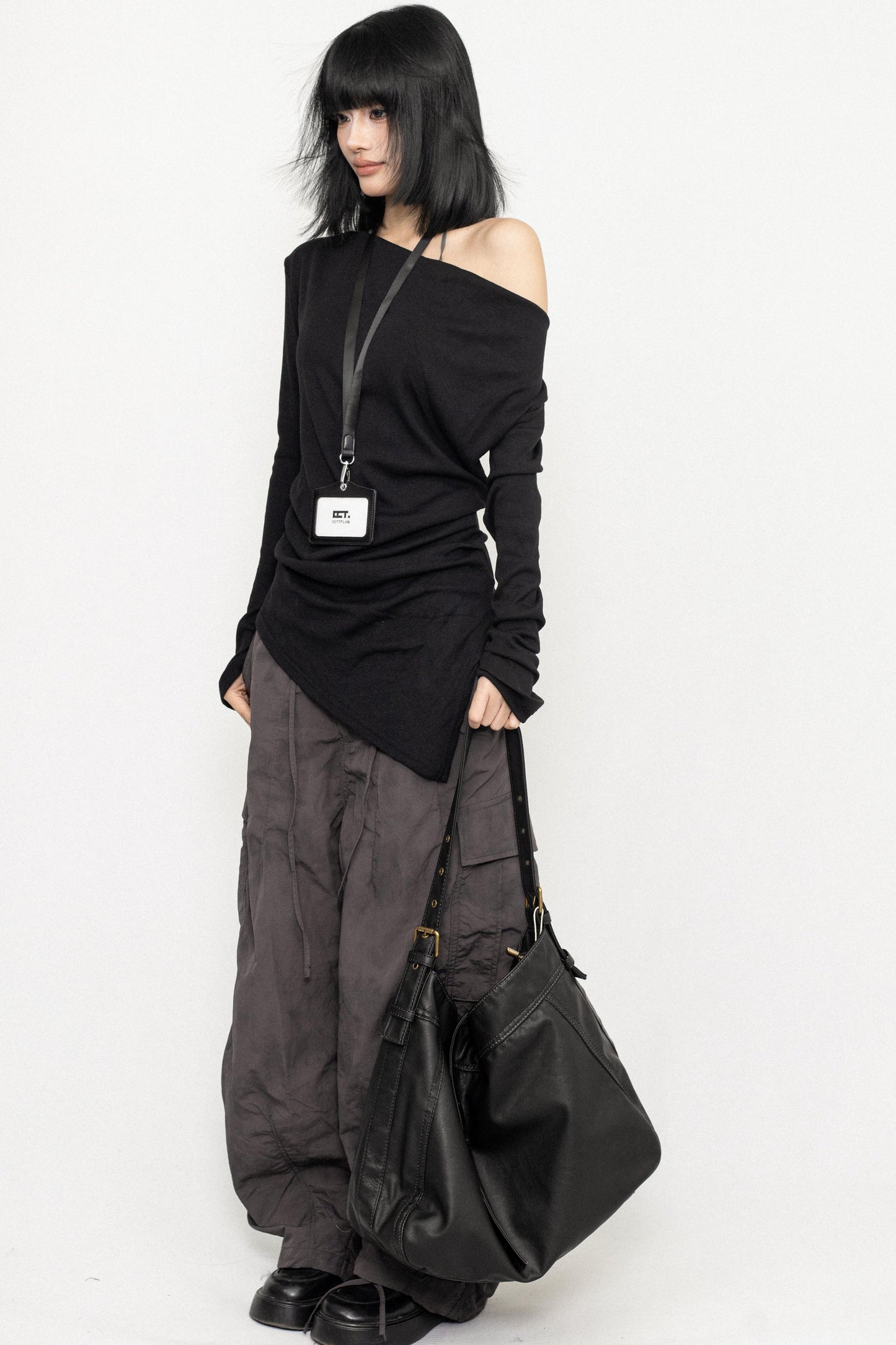 Simple Off-Shoulder Knit Shirt