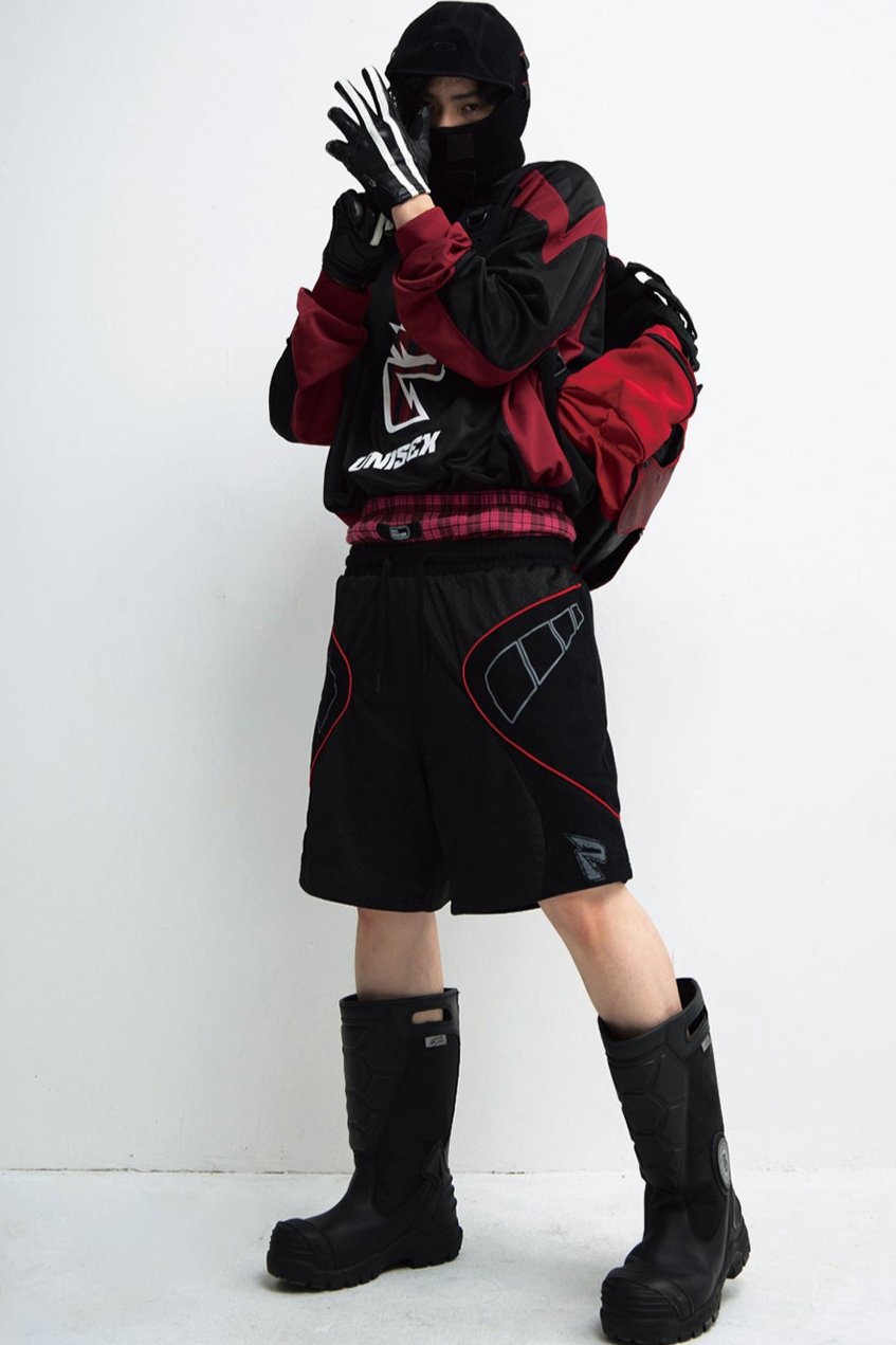 스포티한 대비 스티치 퀵 드라이 티셔츠