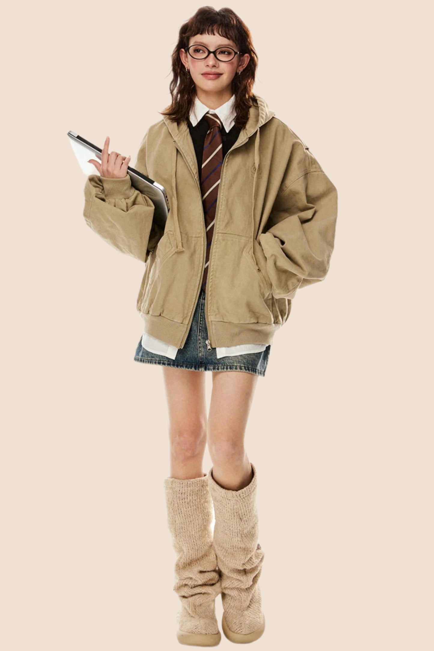 Cruise Silhouette Hooded Jacket