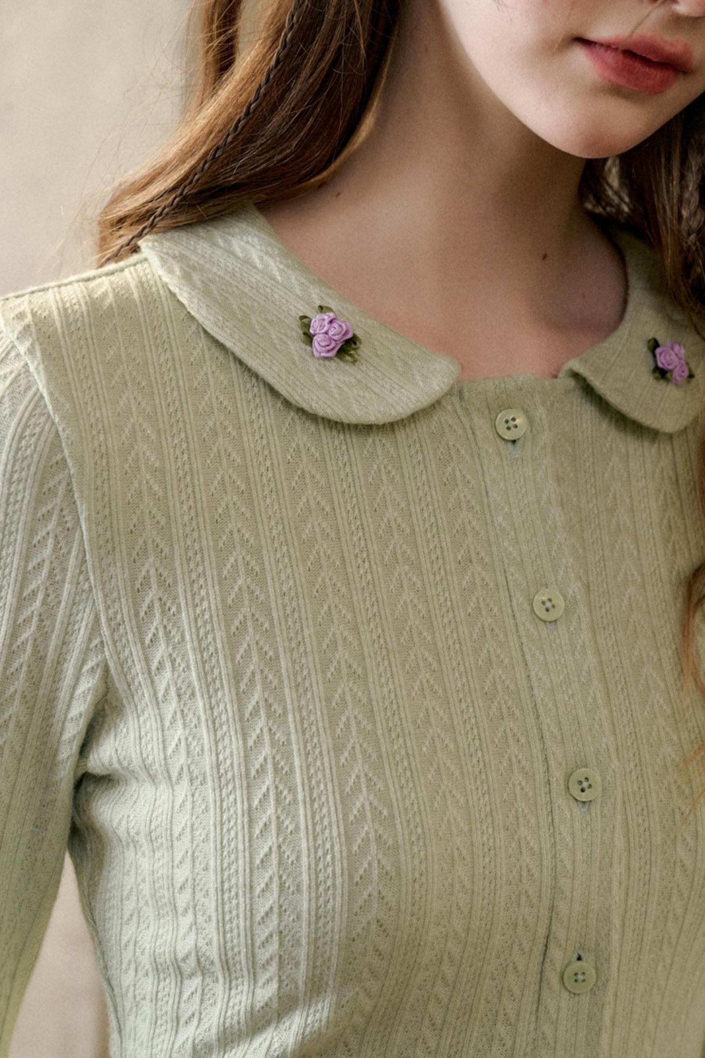 Warmes Blumenstrickoberteil