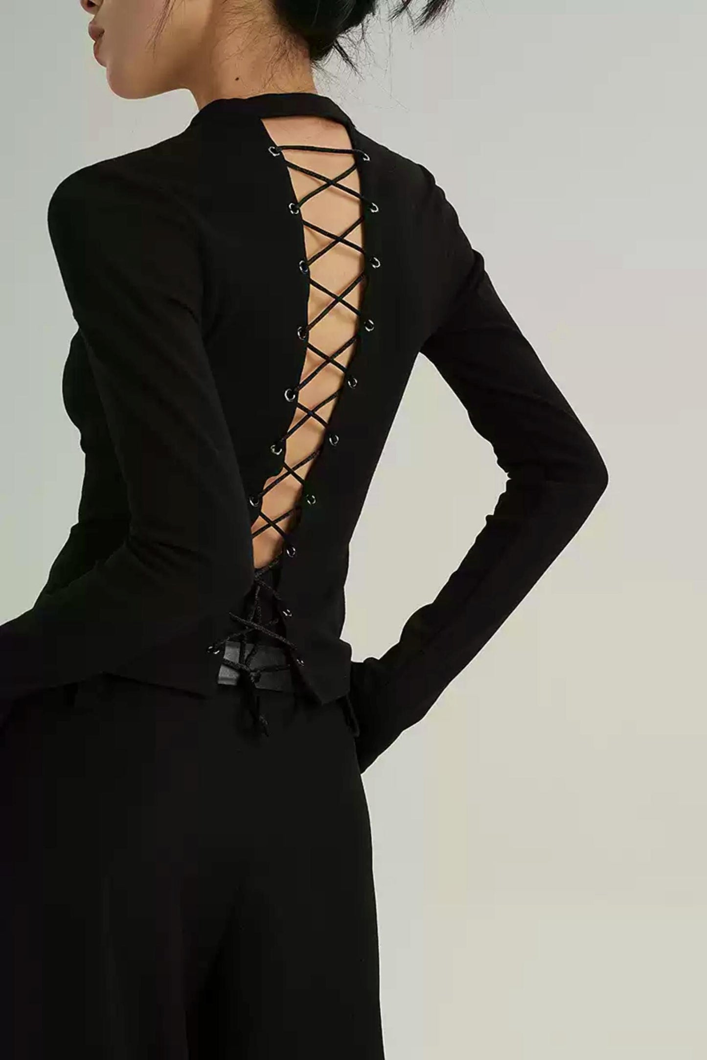 Design Slim Short Cardigan