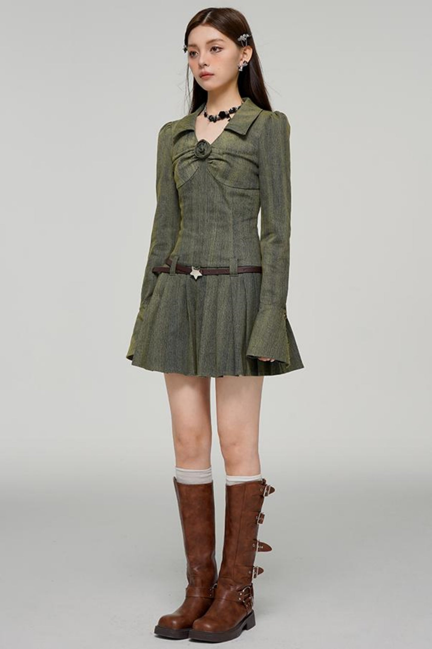 Long Sleeve Rose Print Pleated Dress