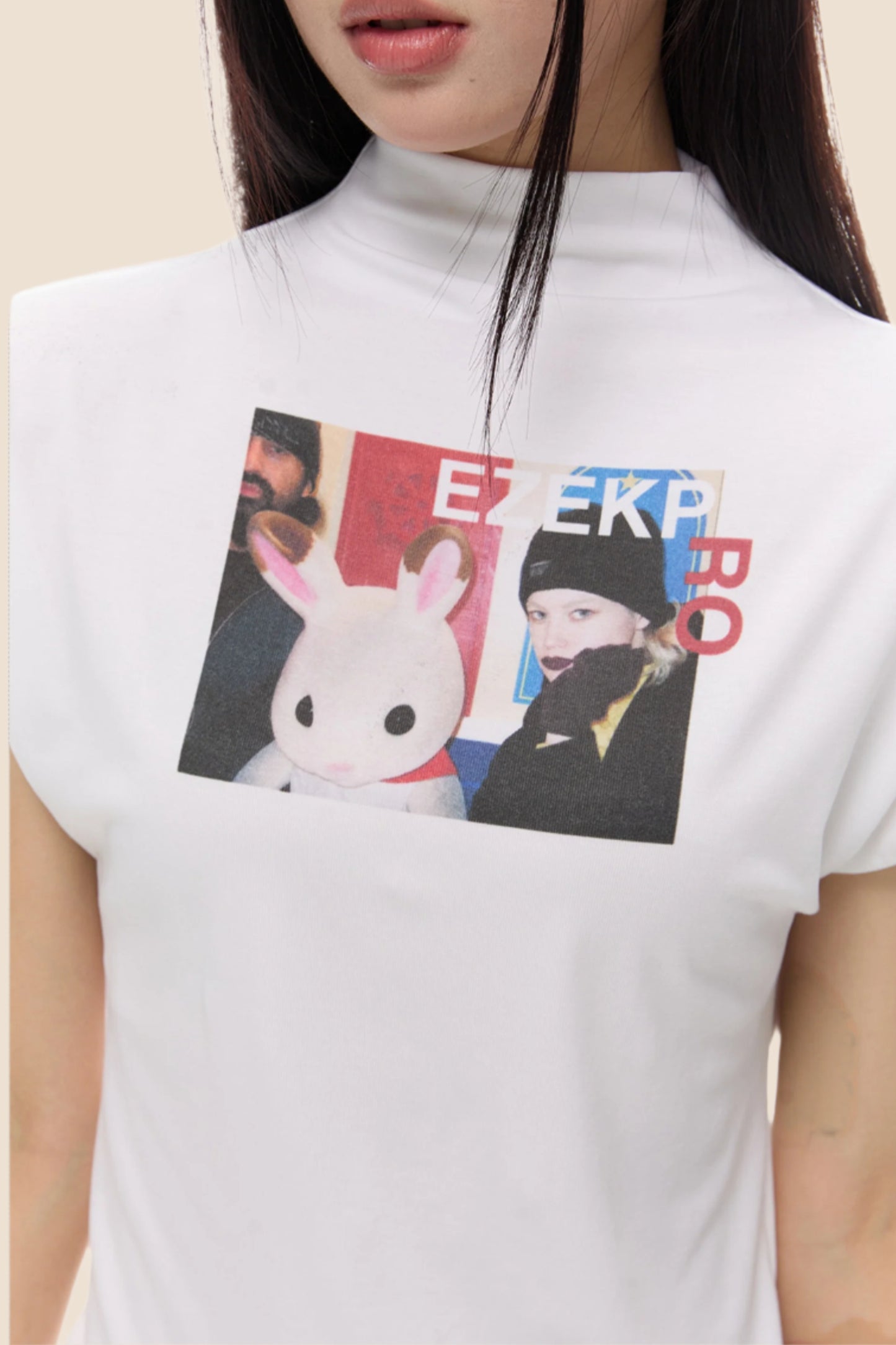 Straight Shoulder Slim T-Shirt