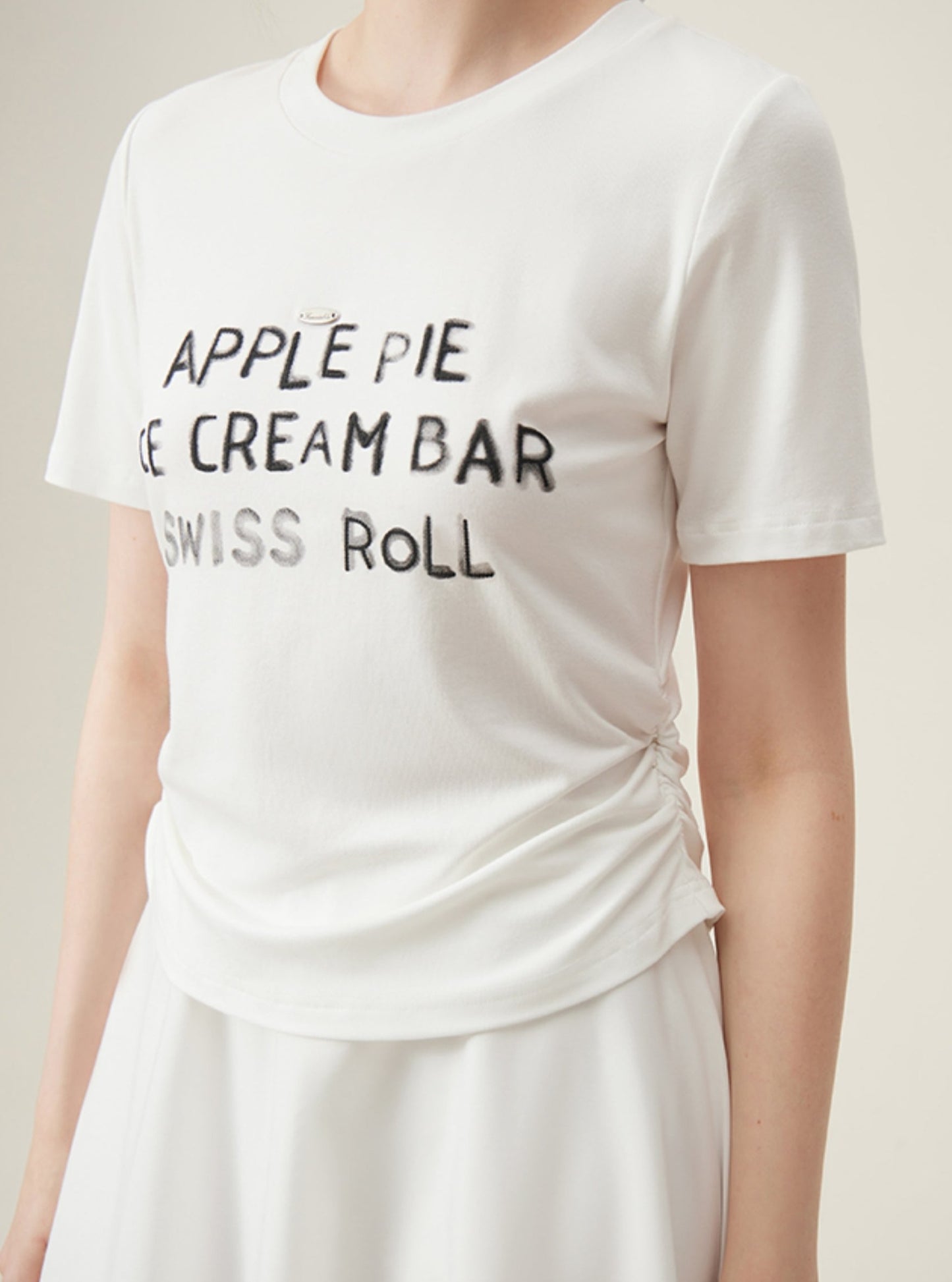 알파벳 크루 니트 탑