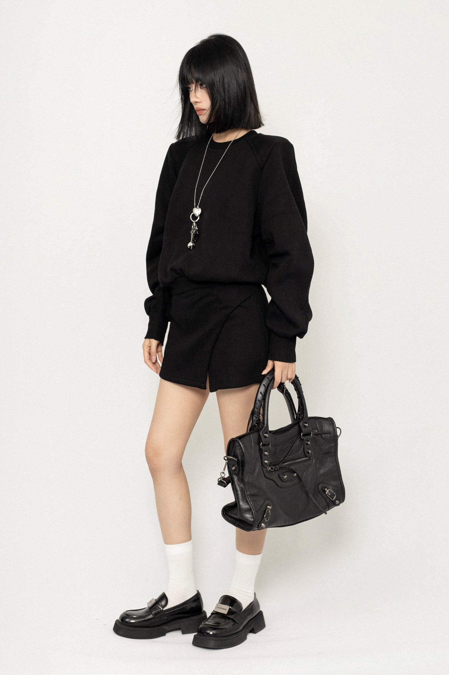 패딩 숄더 아메리칸 스타일 짧은 스웨트셔츠