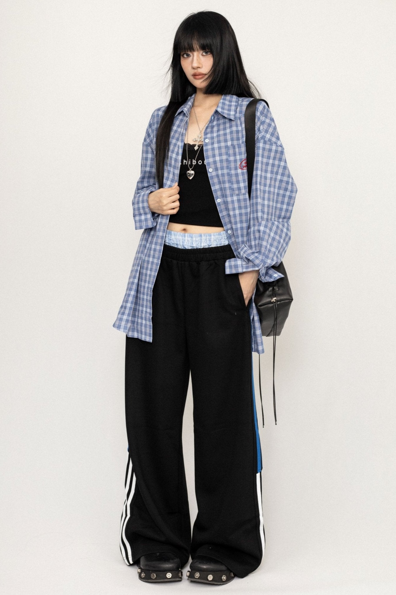 안쪽 레이스 문자 프린트 탑