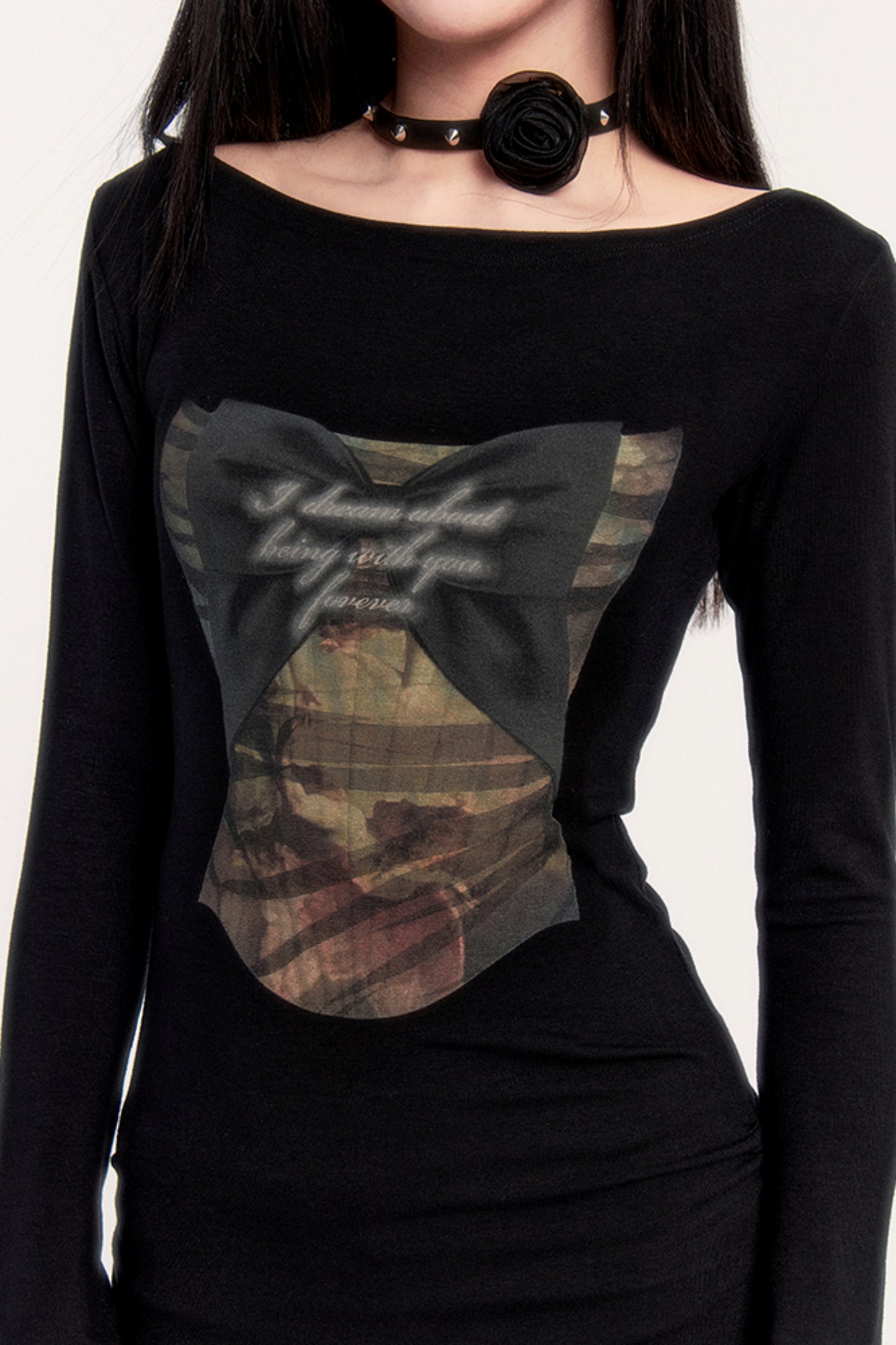 버건디 로즈 코트 스터드 목걸이