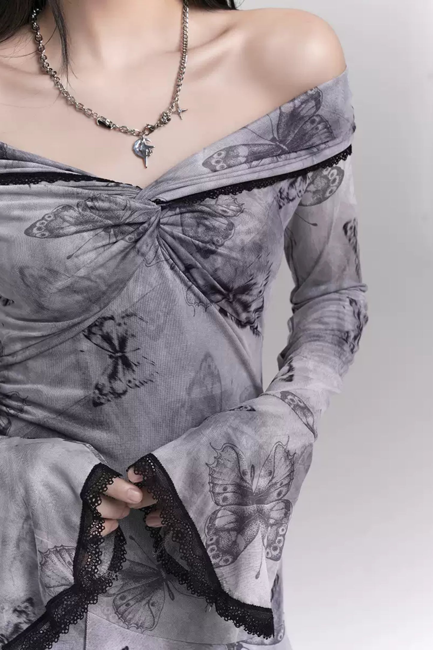 비충돌 원숄더 드레스