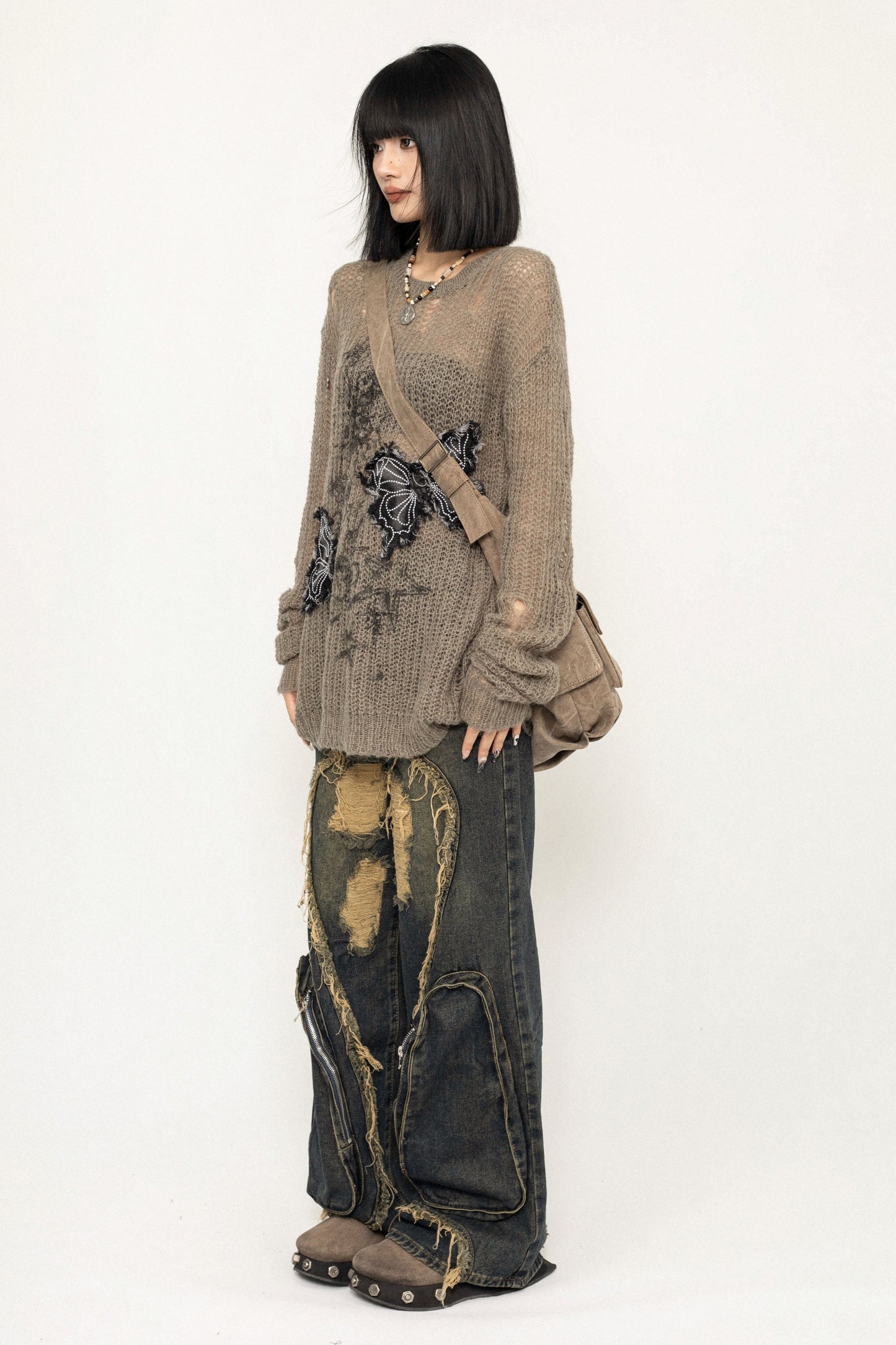 빈티지 나비 자수 메시 니트 스웨터