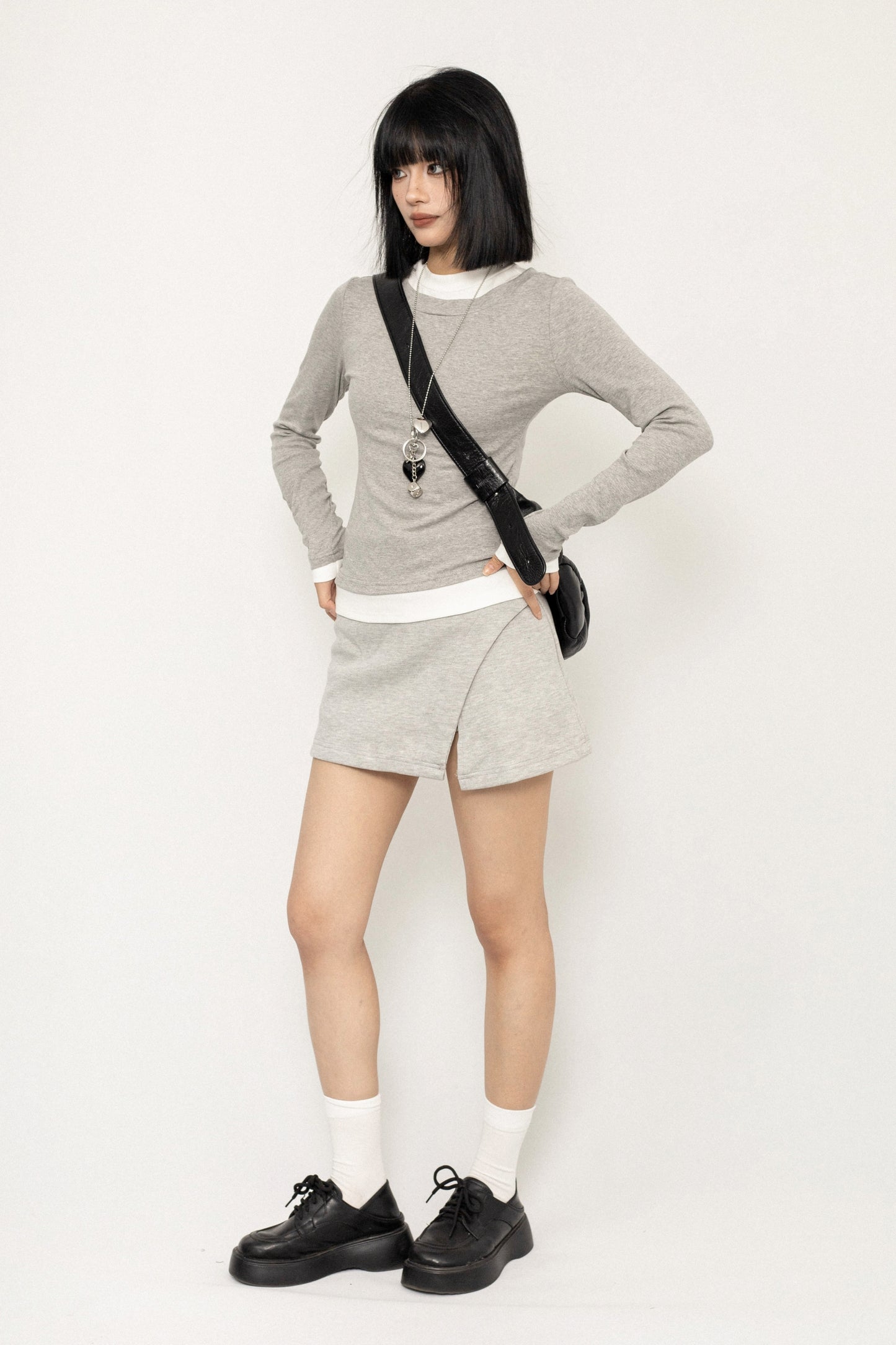 다재다능한 슬림 크롭 언더셔츠