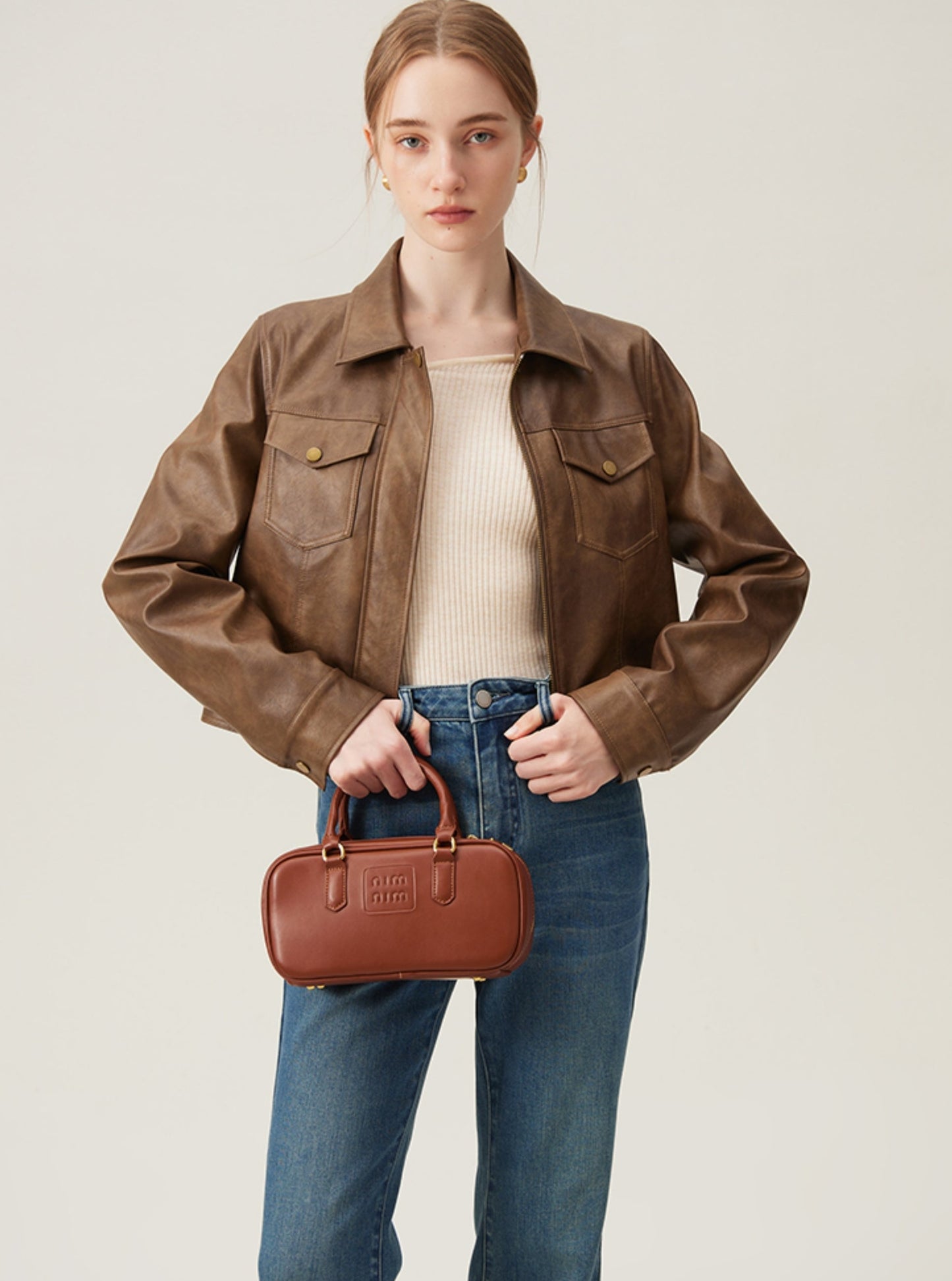 통근 스퀘어 넥 니트 탑