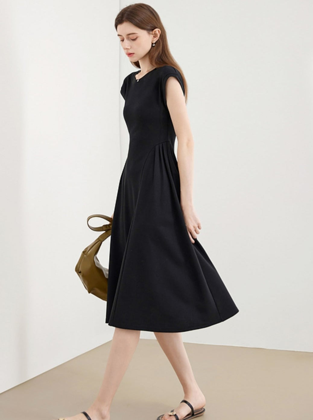 Solid Color Thin Knit Dress