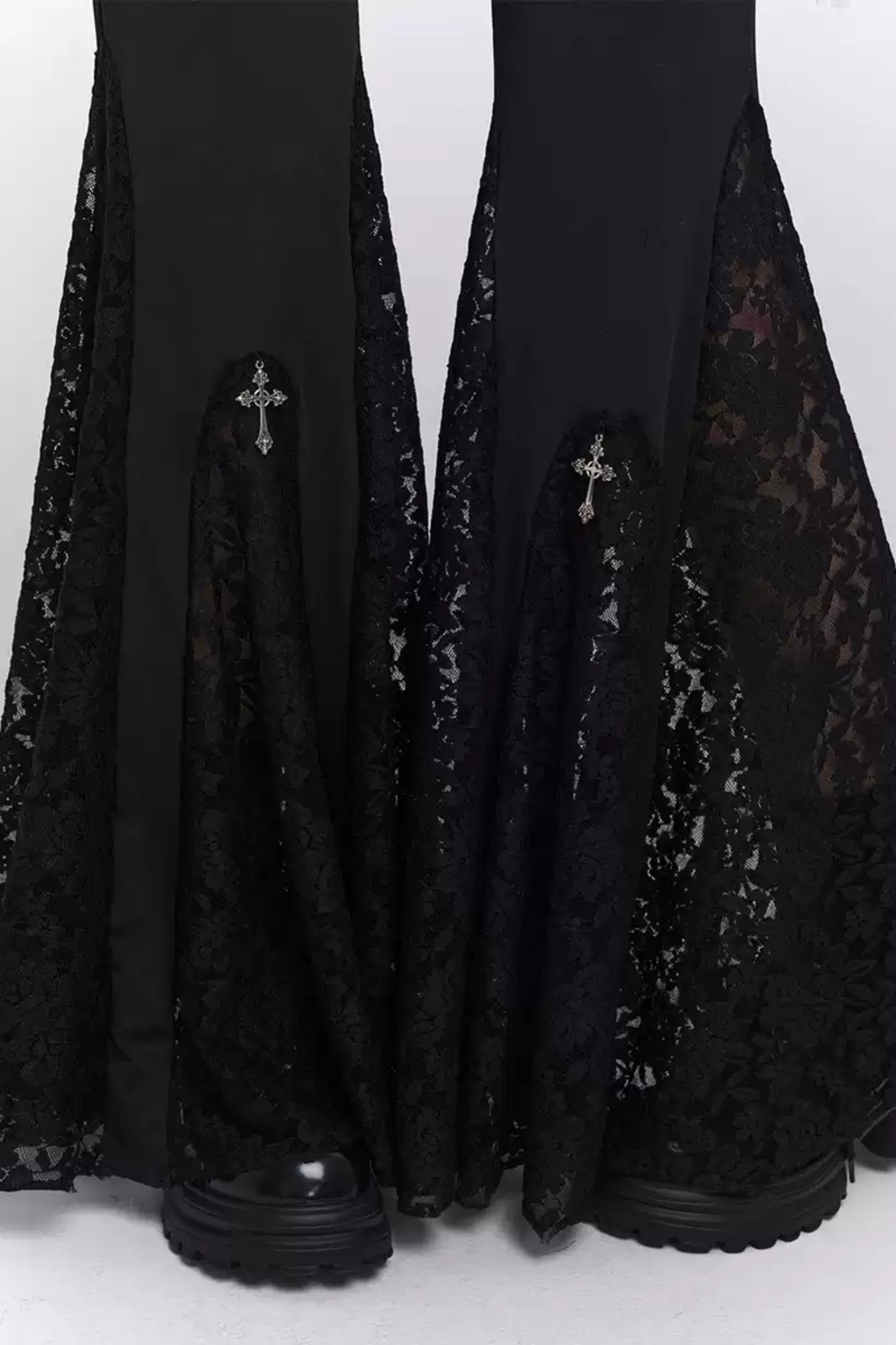 Dunkle Gothic Hochbund schwarze weit geschnittene Hose