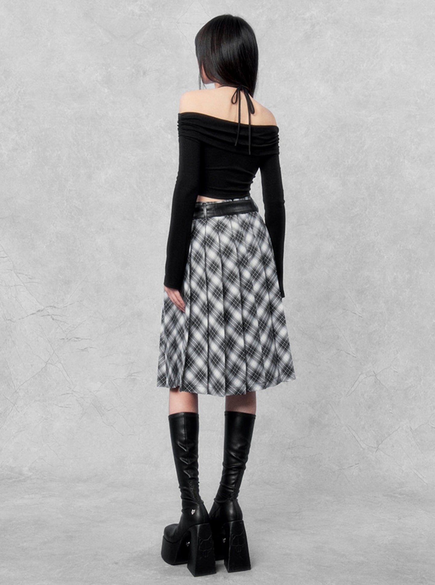 베이브스 디자인 센스 체크 슬릿 플리츠 스커트