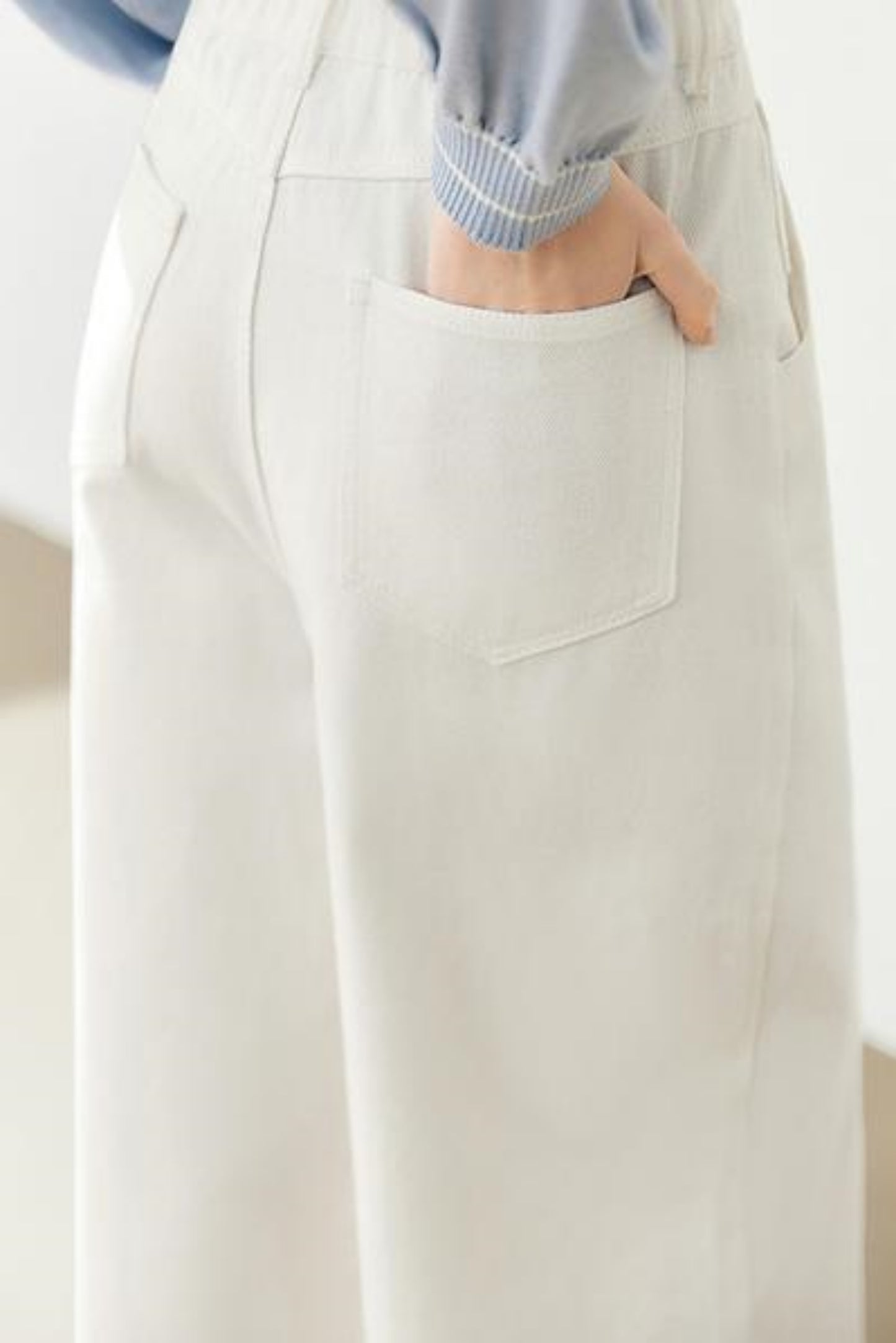 High Waist Slim Jeans