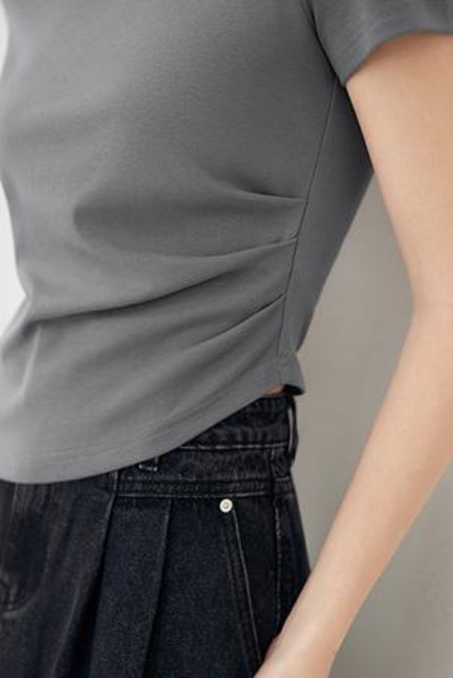 Tight Silhouette T Shirt