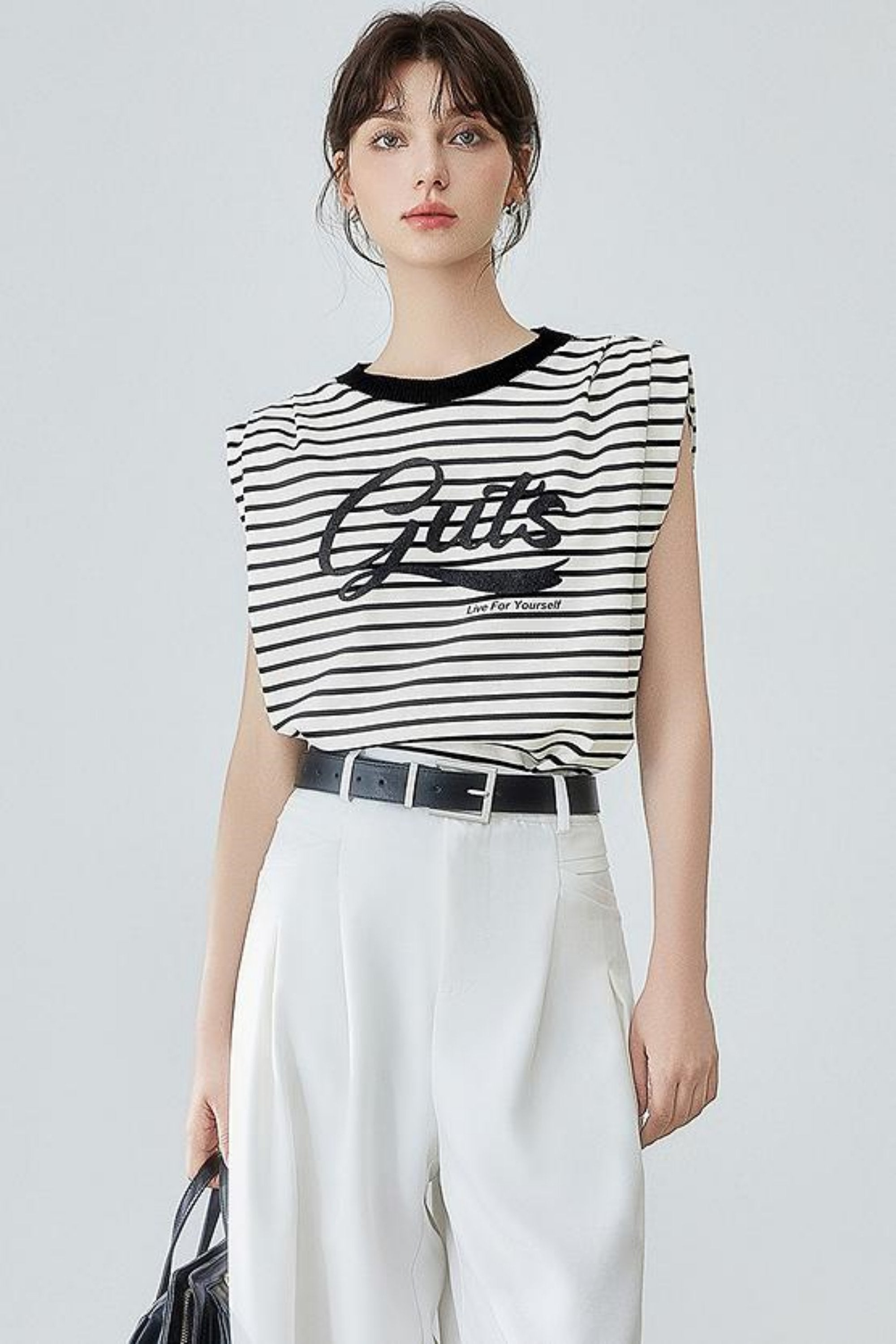 Side Pleated Letter T-shirt