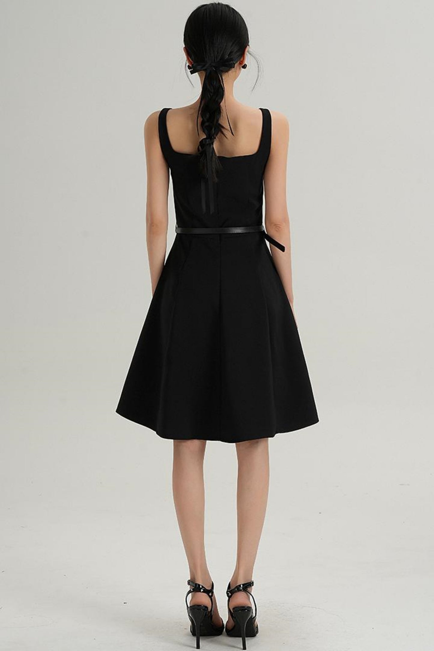 Feminine Silhouette Dress