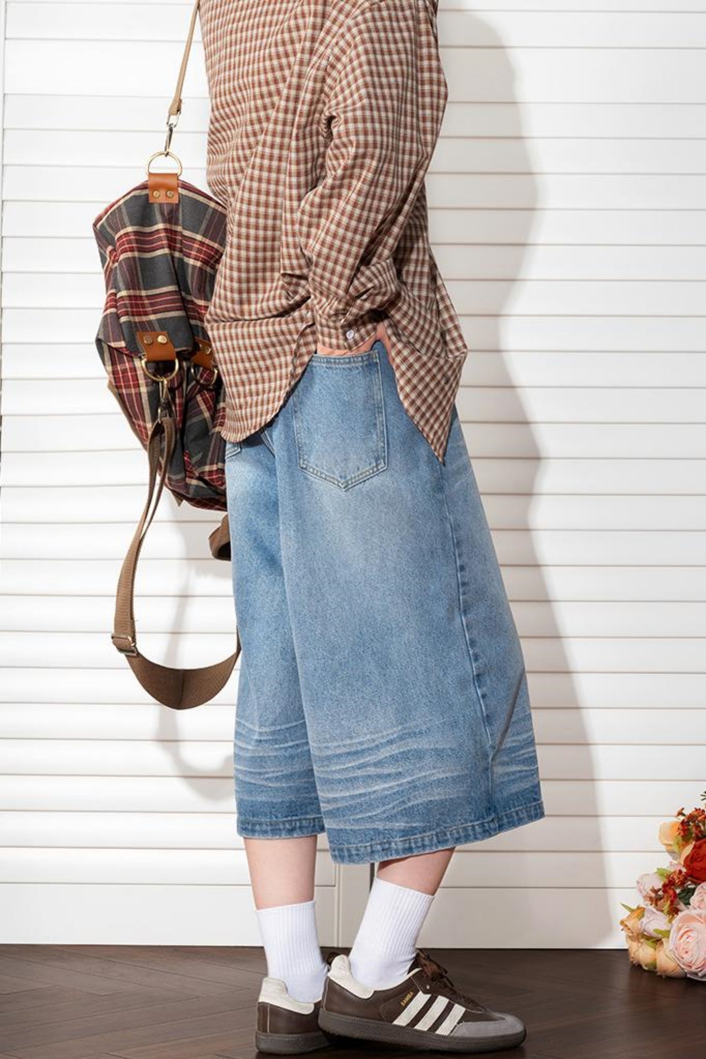 Wide Leg Cropped Denim Pants