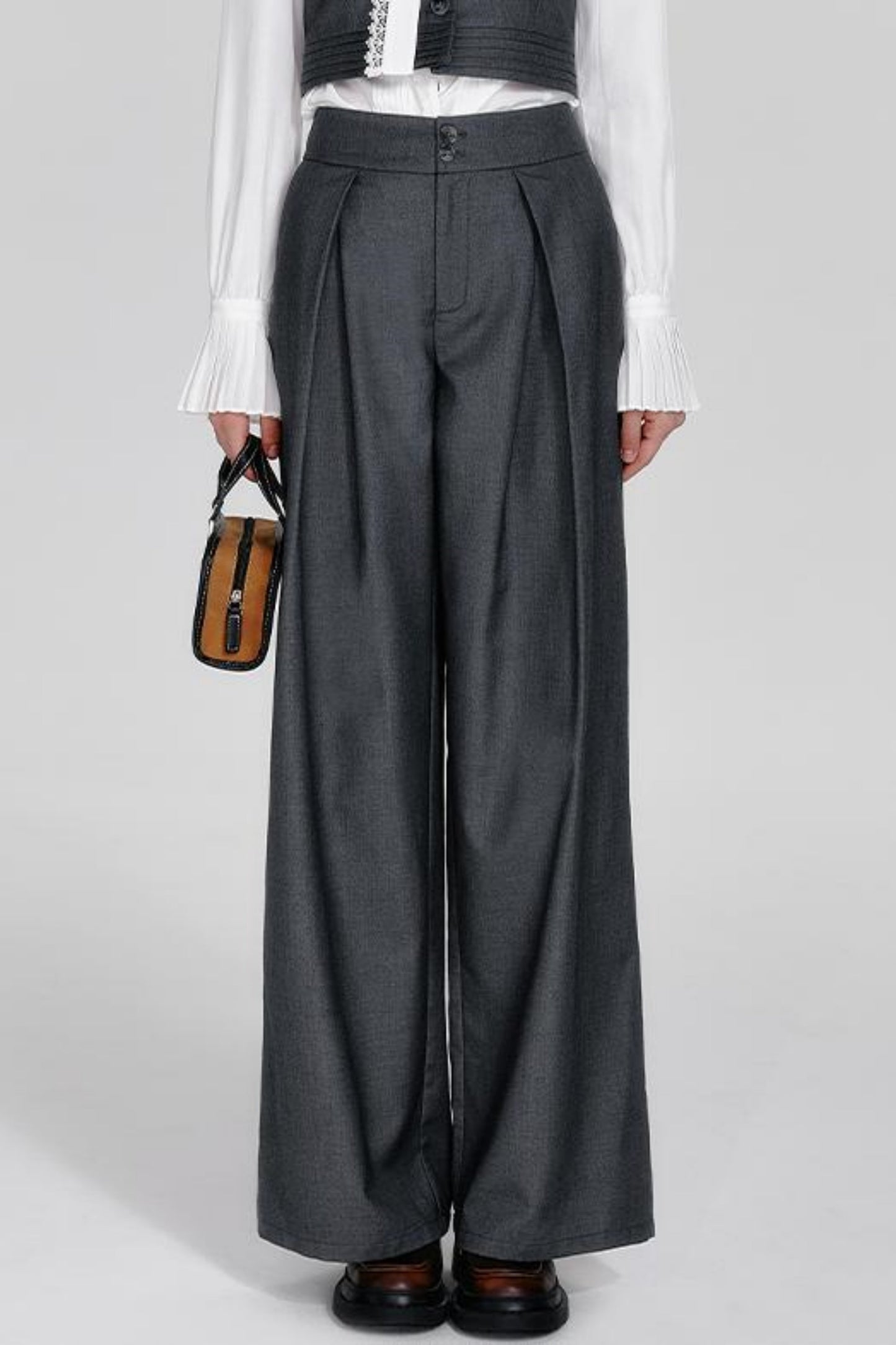 Vintage Ruffled Vest Set-Up