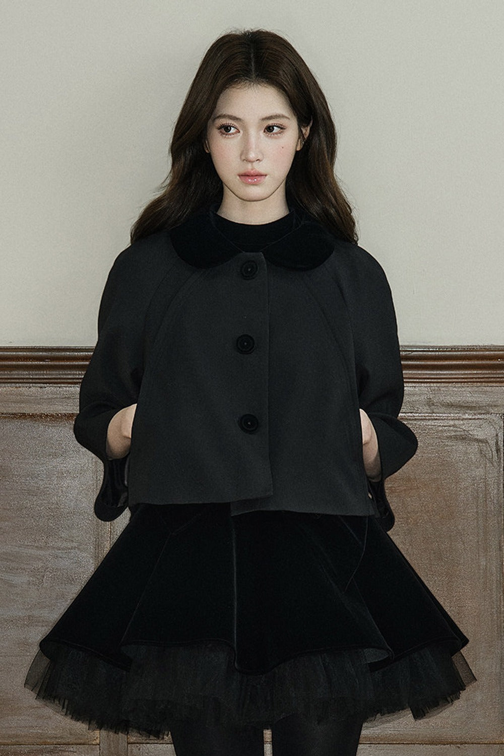 Short Velvet Doll Collar Cape