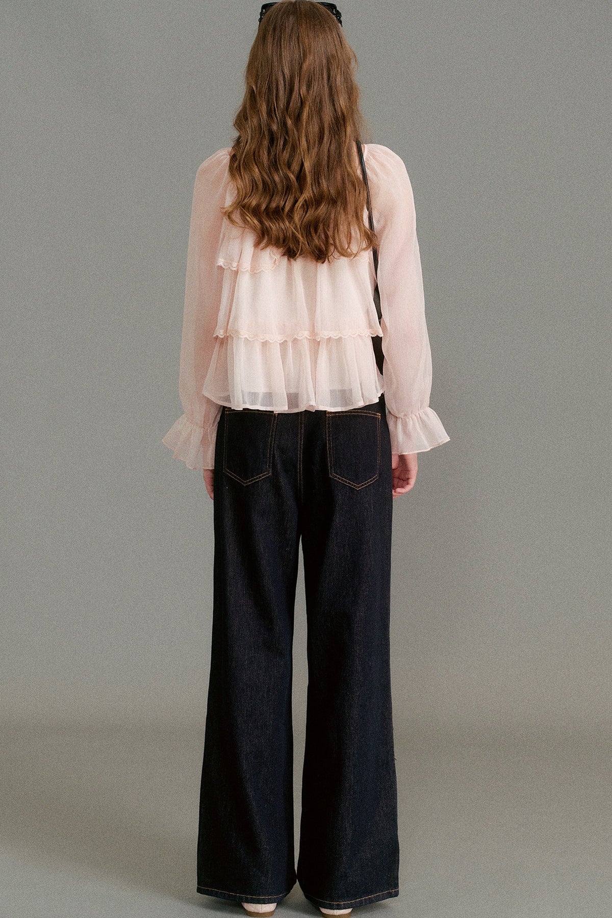 Blouse en mousseline à col carré et volants