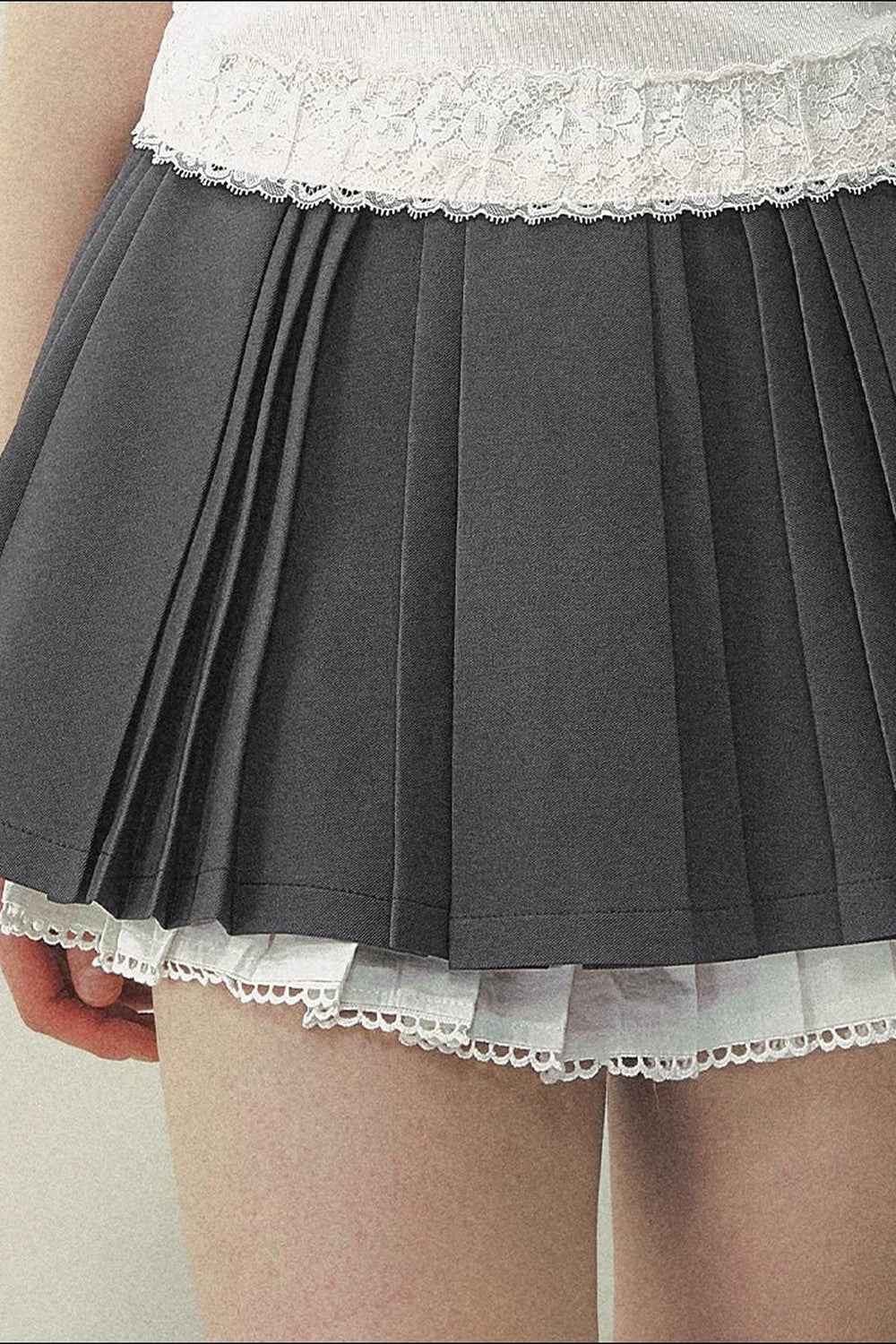 Lace Pleated A-Line Skirt