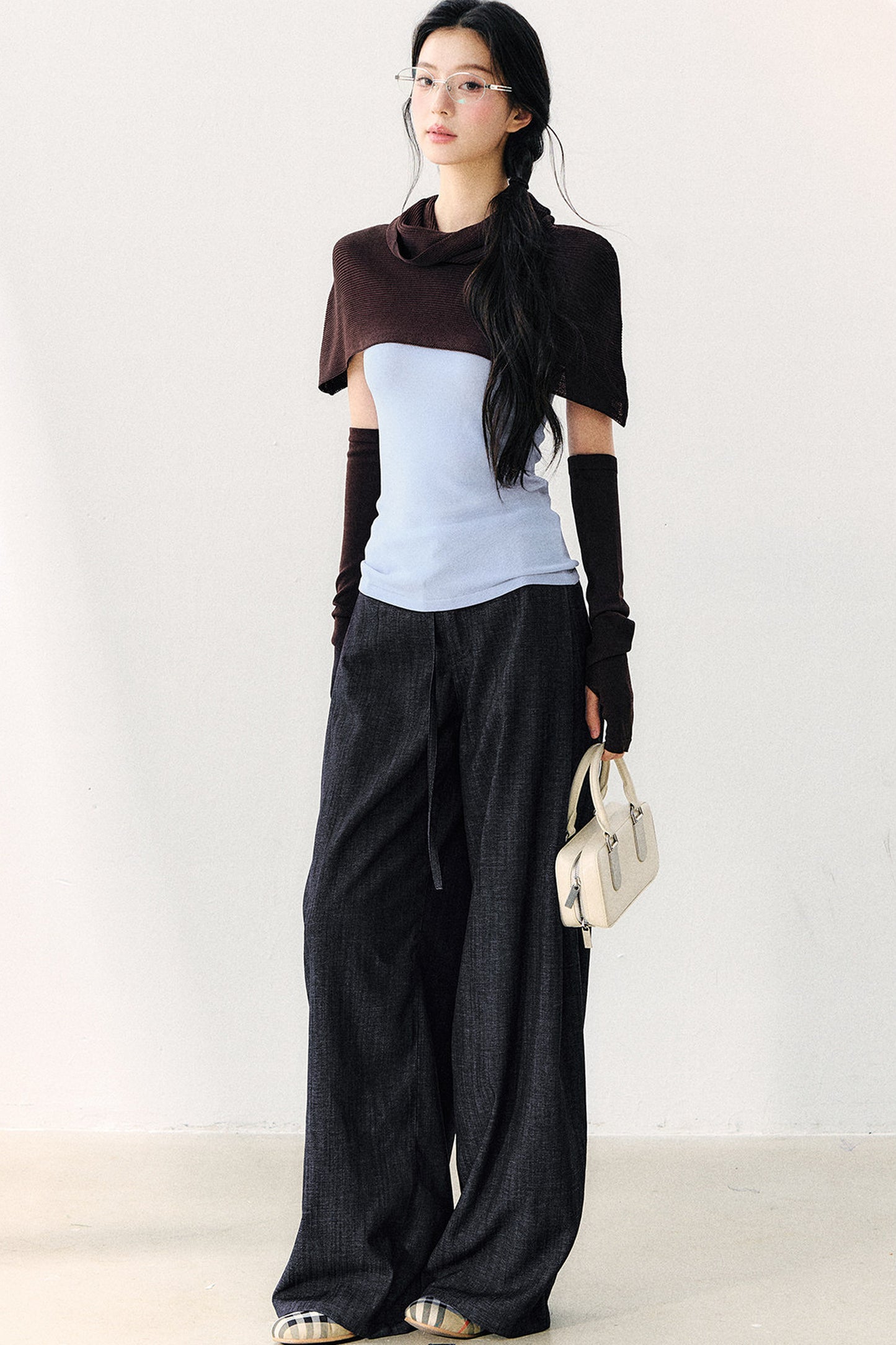 Pleated Washed Wide Leg Jeans