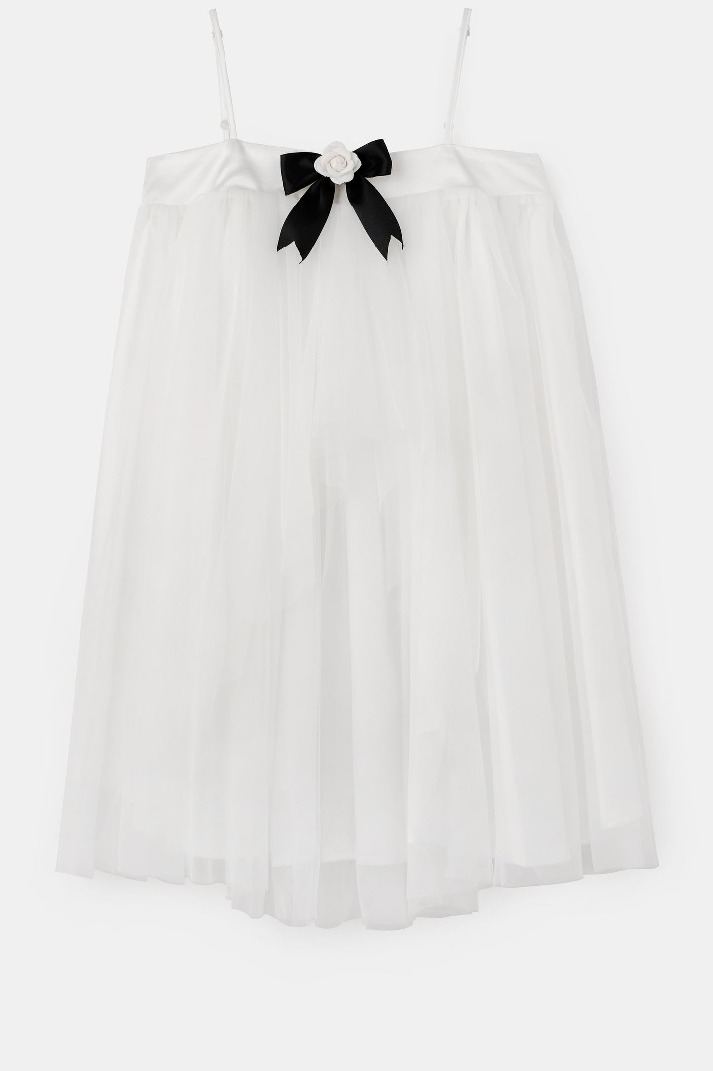 Robe à bretelles en résille française