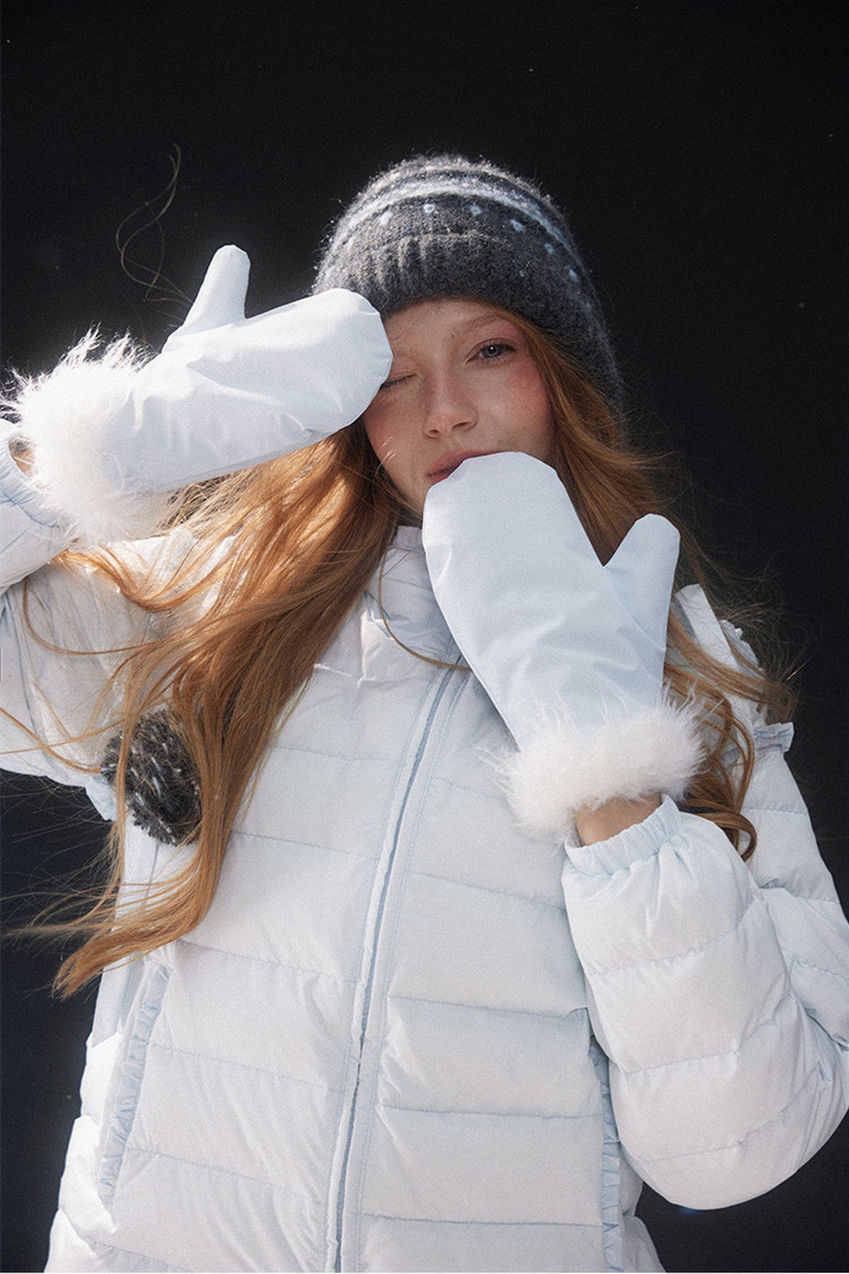 Blue Bear Detachable Sleeve Down Jacket